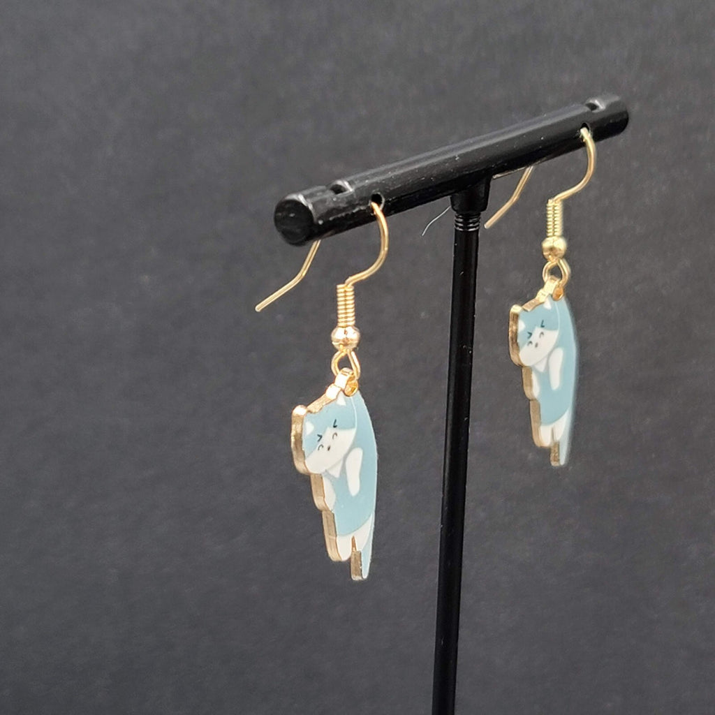 Pierced Earrings Kitten Cat Blue White Gold tone Dangle 1" 