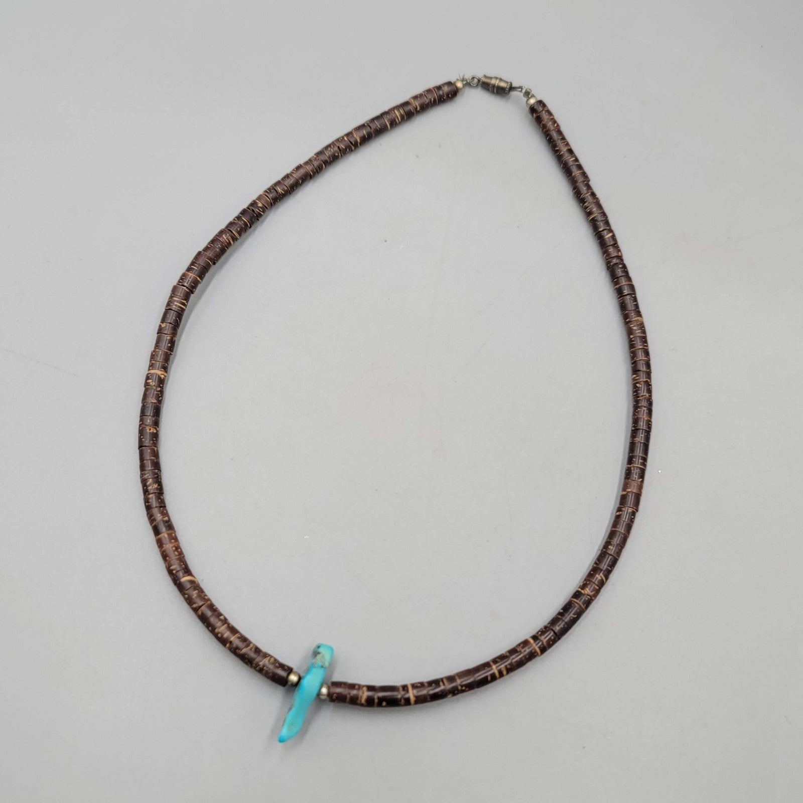 Vintage Coconut Heishi Necklace Turquoise Pendant 16 in Mens Womens