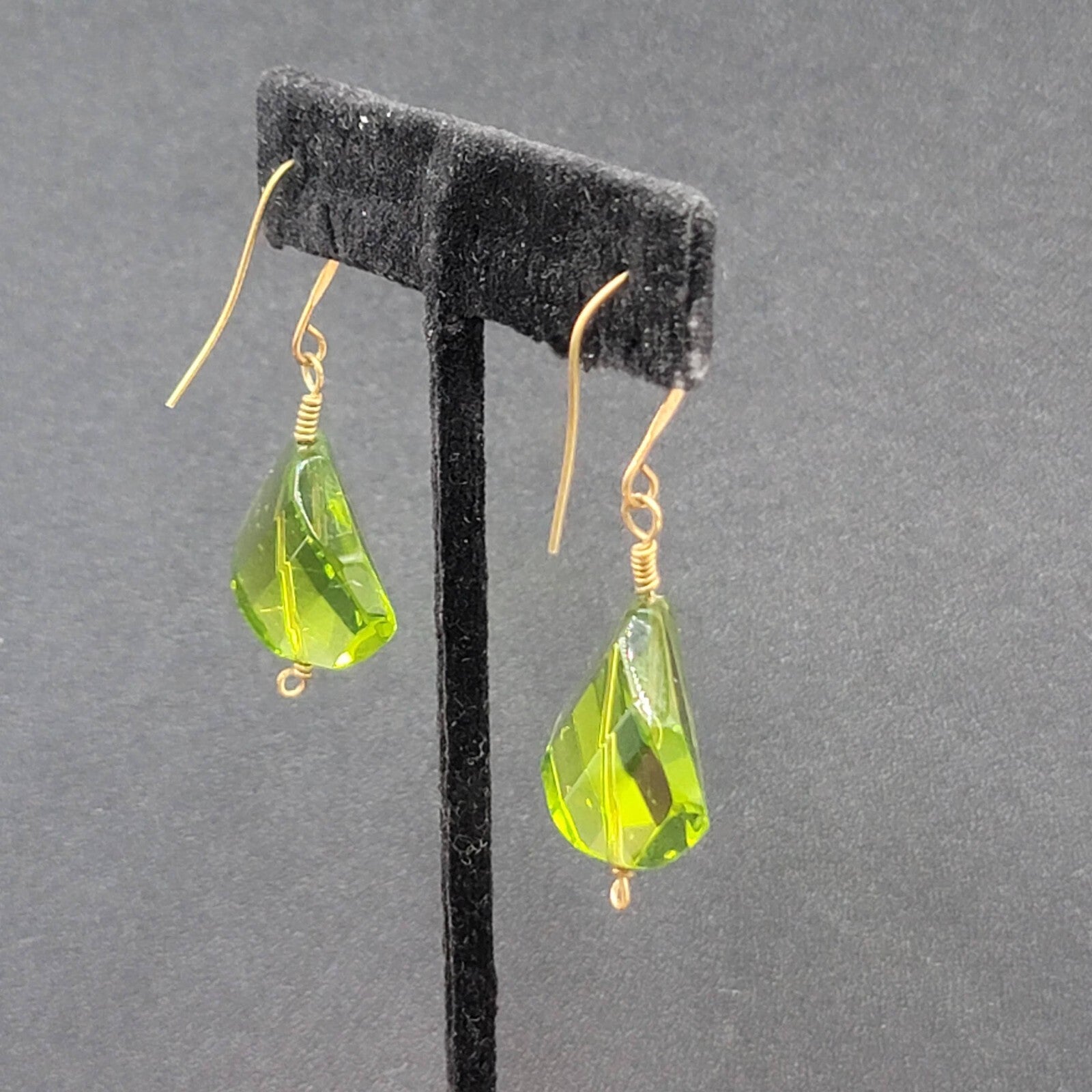 Pierced Earrings Copper tone Green Art Glass Faceted Bead 1.25"
