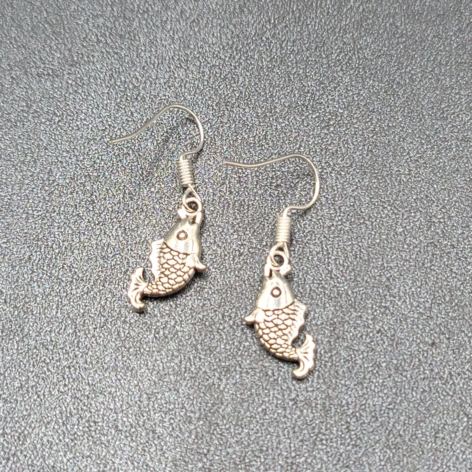Pierced Earrings Small Detailed Embossed Dangle Fish 3/4"