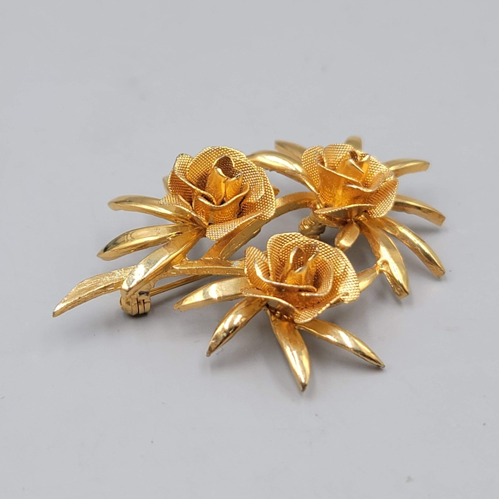Vintage Brooks Brooch Gold tone Rose Flowers 2.25 in