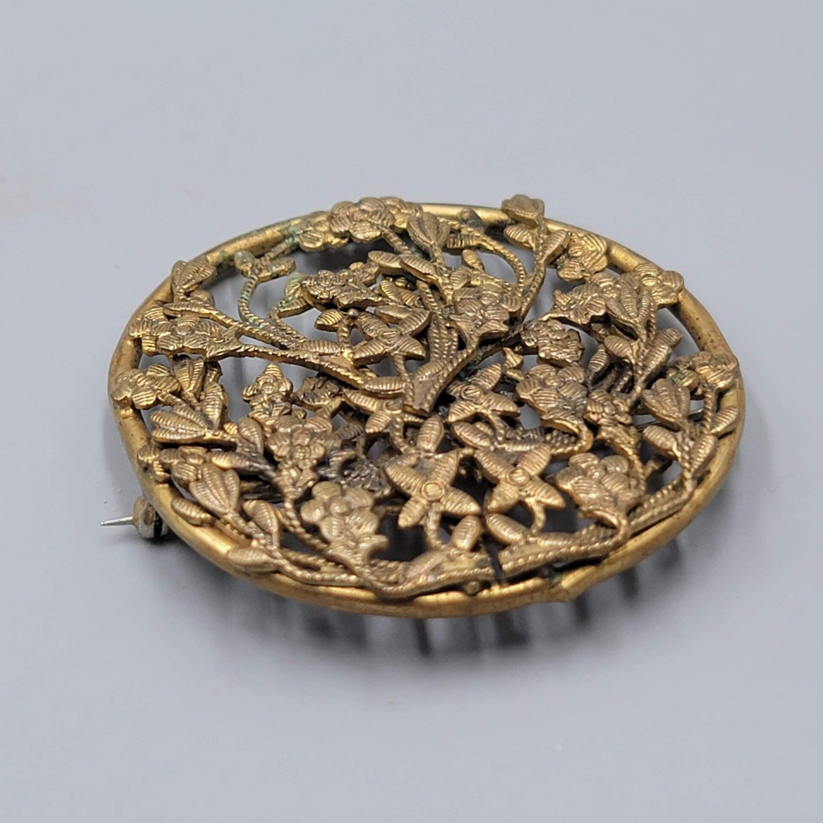 Vintage Antique Filigree Flower Brooch Gold tone 2.25 in
