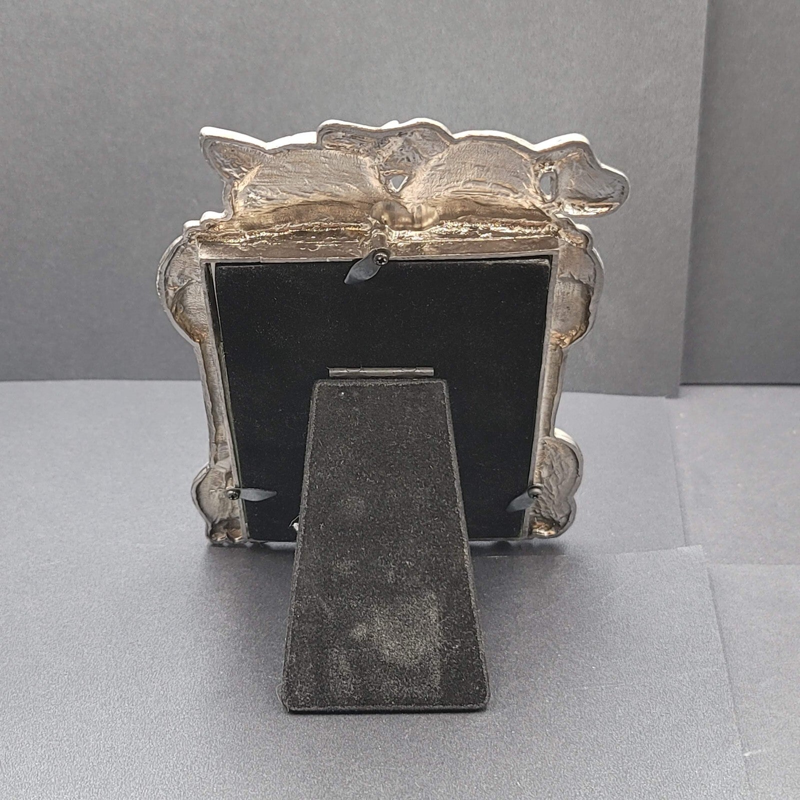 Molded Metal Pet Photo Picture Frame Puppy Dog Kitty Cat 3 1/2" x 5"