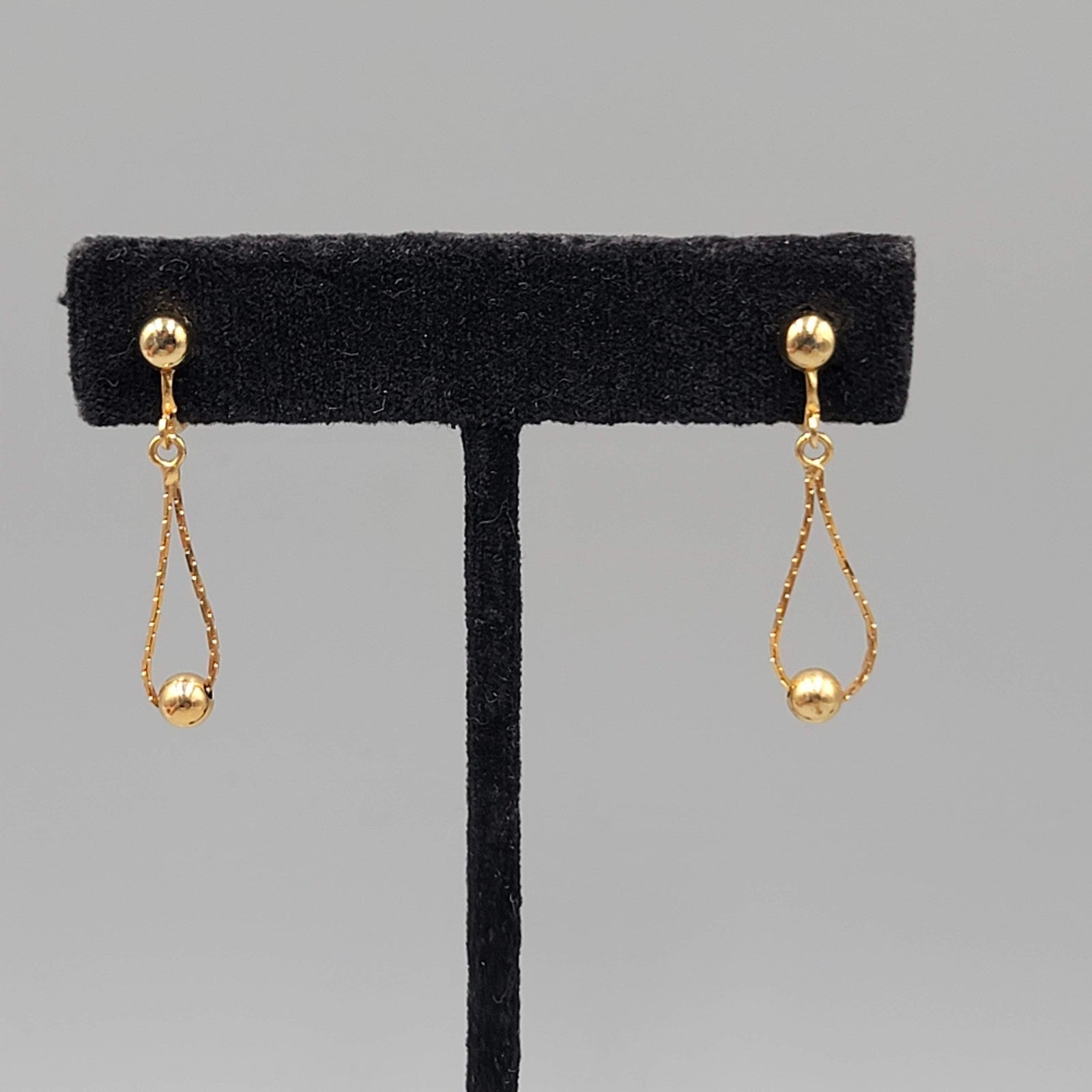 Vintage Gold tone Chain Bead Dangle Clip on Earrings 1 in
