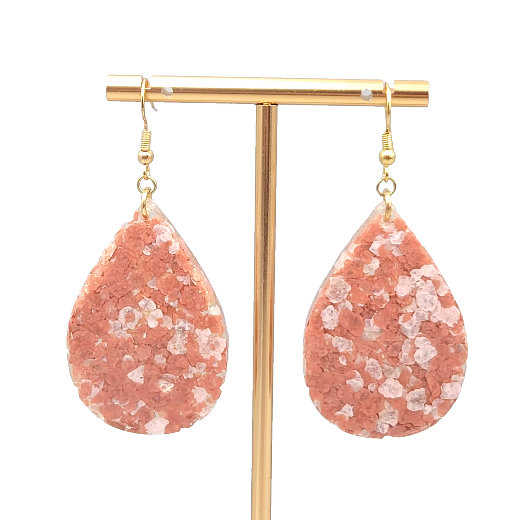 Confetti Resin Teardrop Pierced Earrings Gold tone Dangle Pink Mauve 2 in