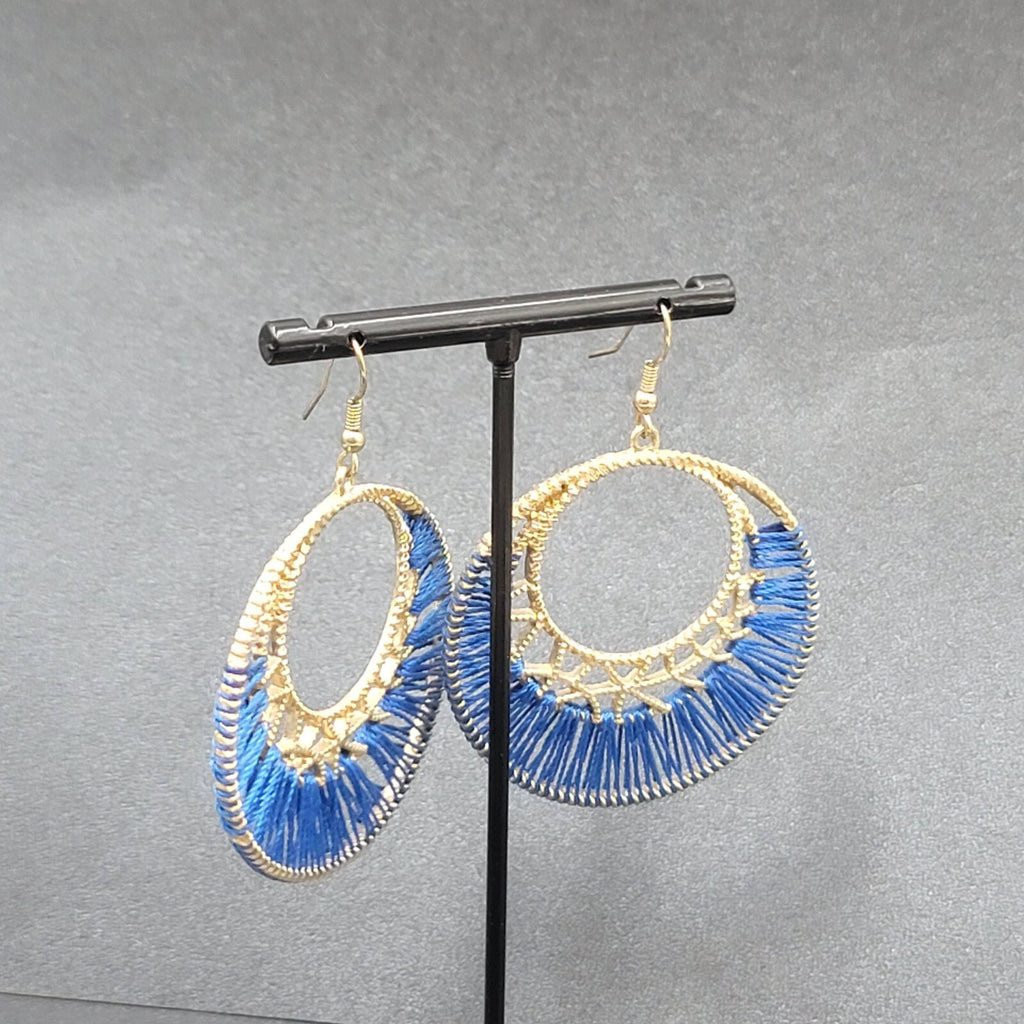 Pierced Earrings Gold tone Royal Blue String Art Dangle Hoops 1 7/8"