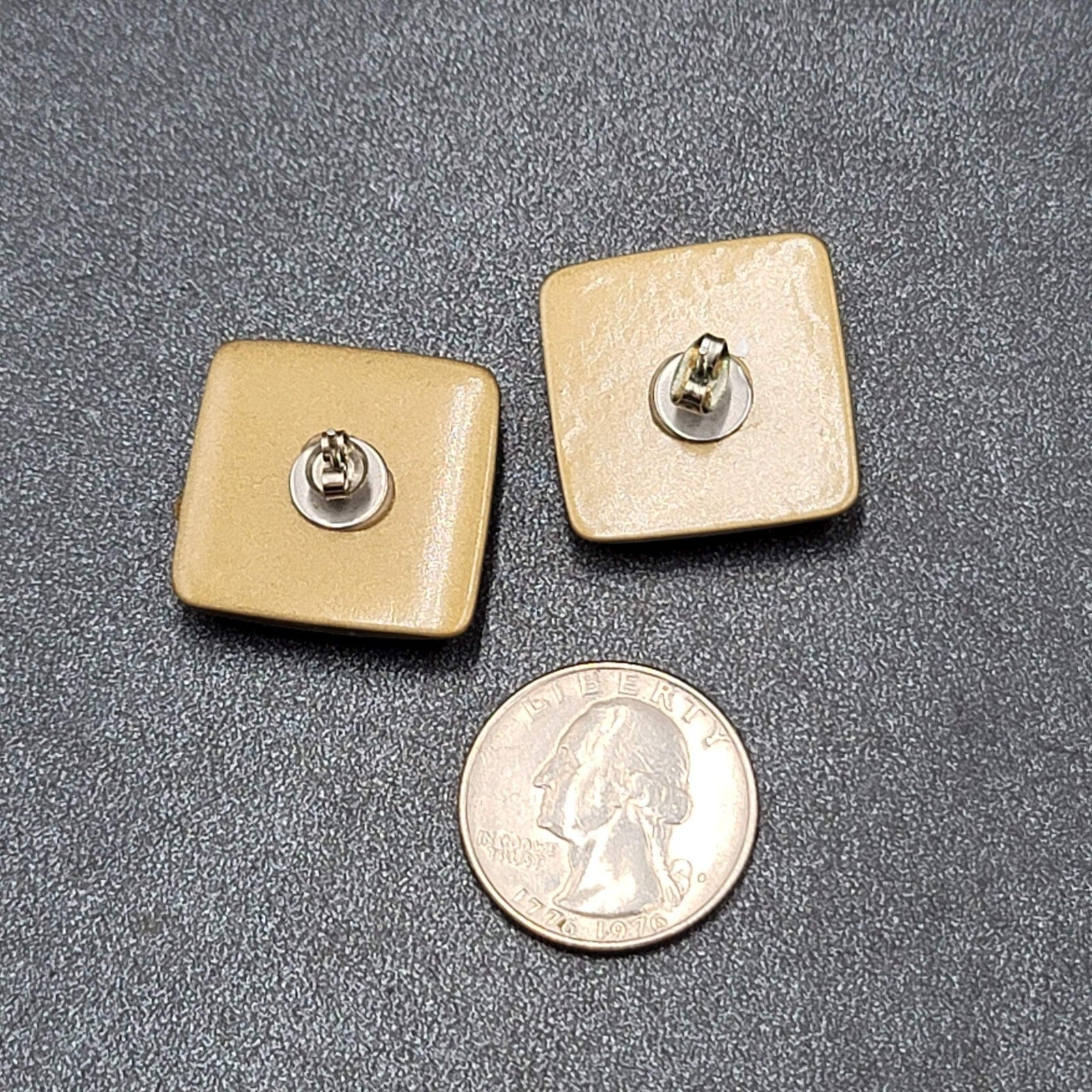 Vintage Pierced Earrings Silver Splatter Square Drop 1"