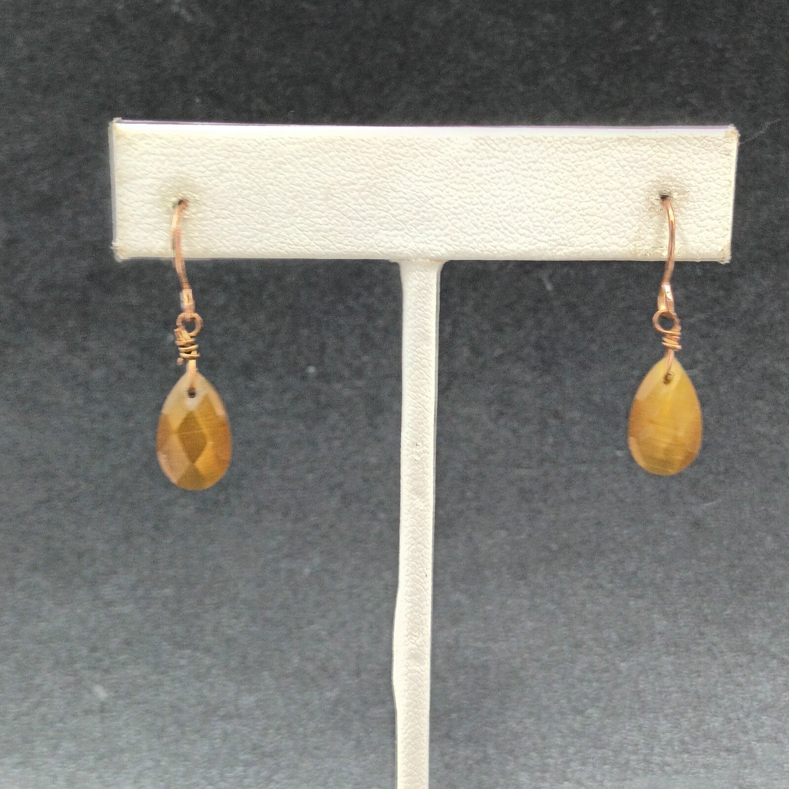 Pierced Earrings Faceted Yellow Chatoyant Glass Teardrop Copper tone Dangle 1/2"