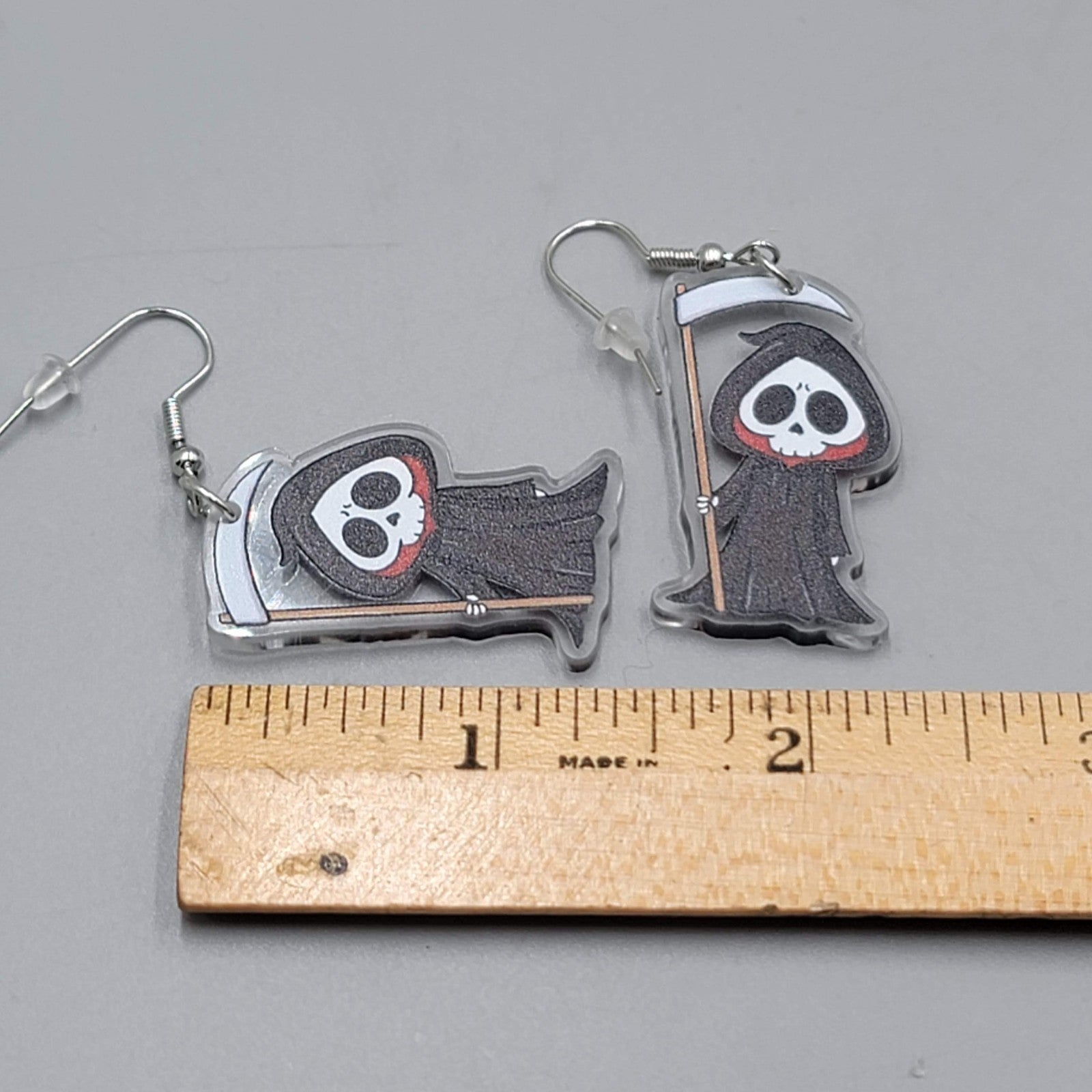 Halloween Grim Reaper Pierced Earrings Silver tone Dangle 1.5 in