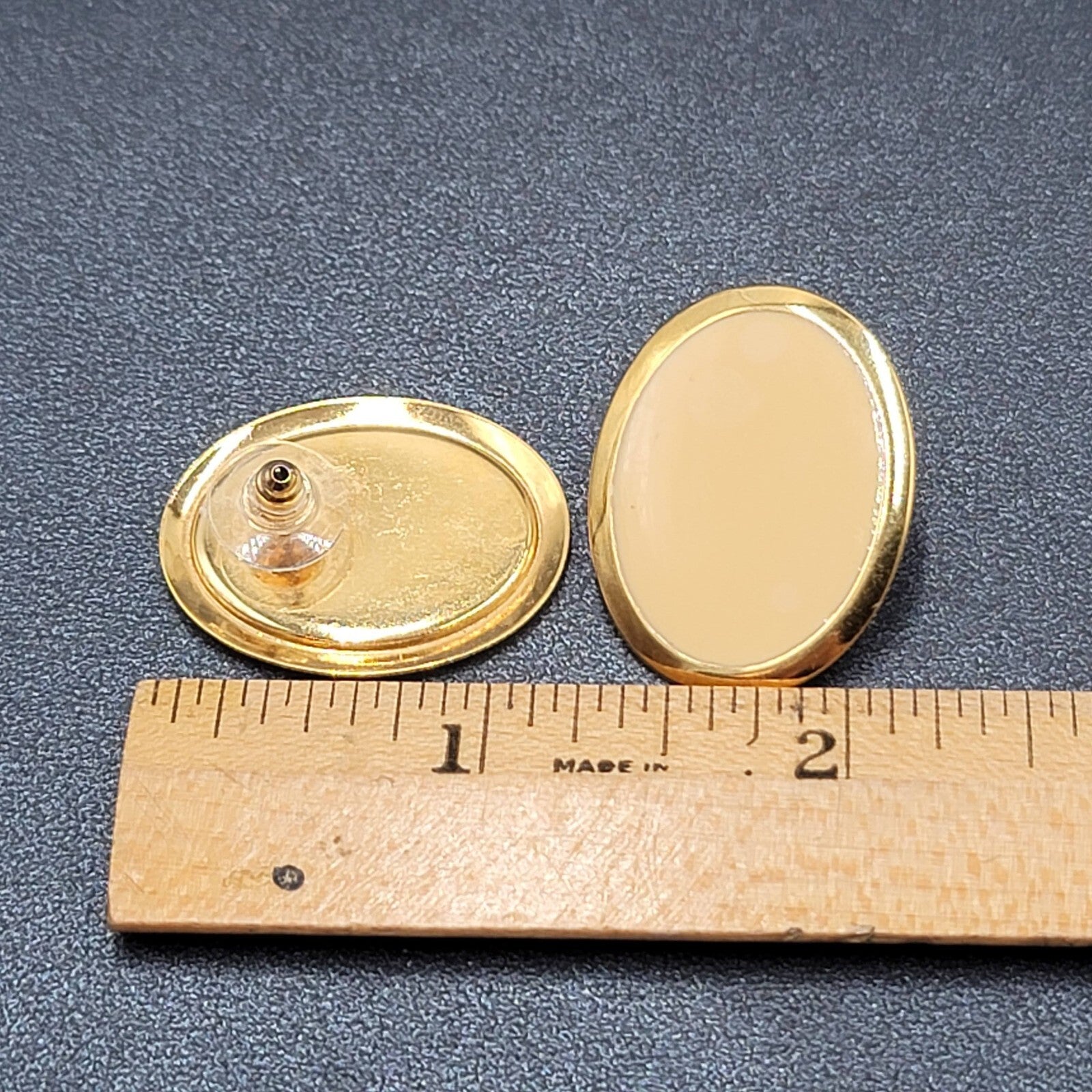Vintage Pierced Earrings Gold tone Oval Off White Enamel Flat Lightweight 1.25"