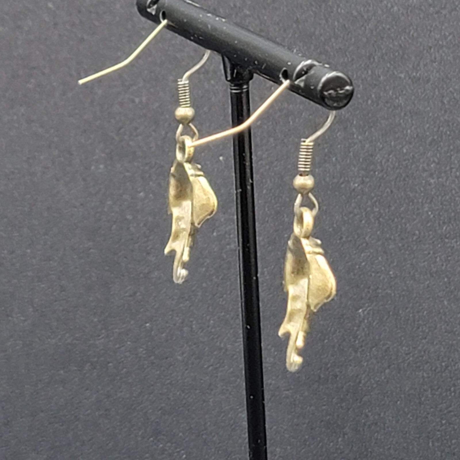 New ELEPHANT Head Pierced Earrings Bronze tone Dangle 7/8"