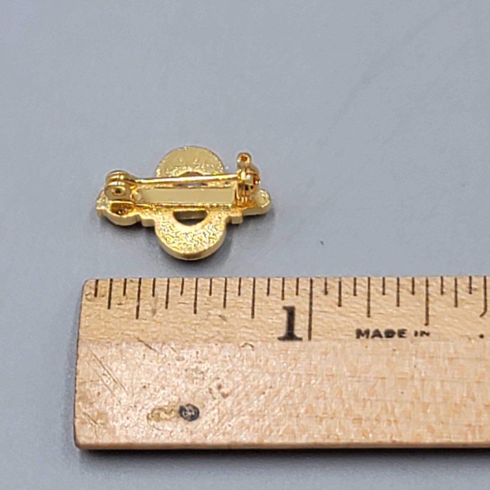 Vintage Beta Sigma Phi Sorority Lapel Pin Red Enamel Gold tone Torch 3/4"