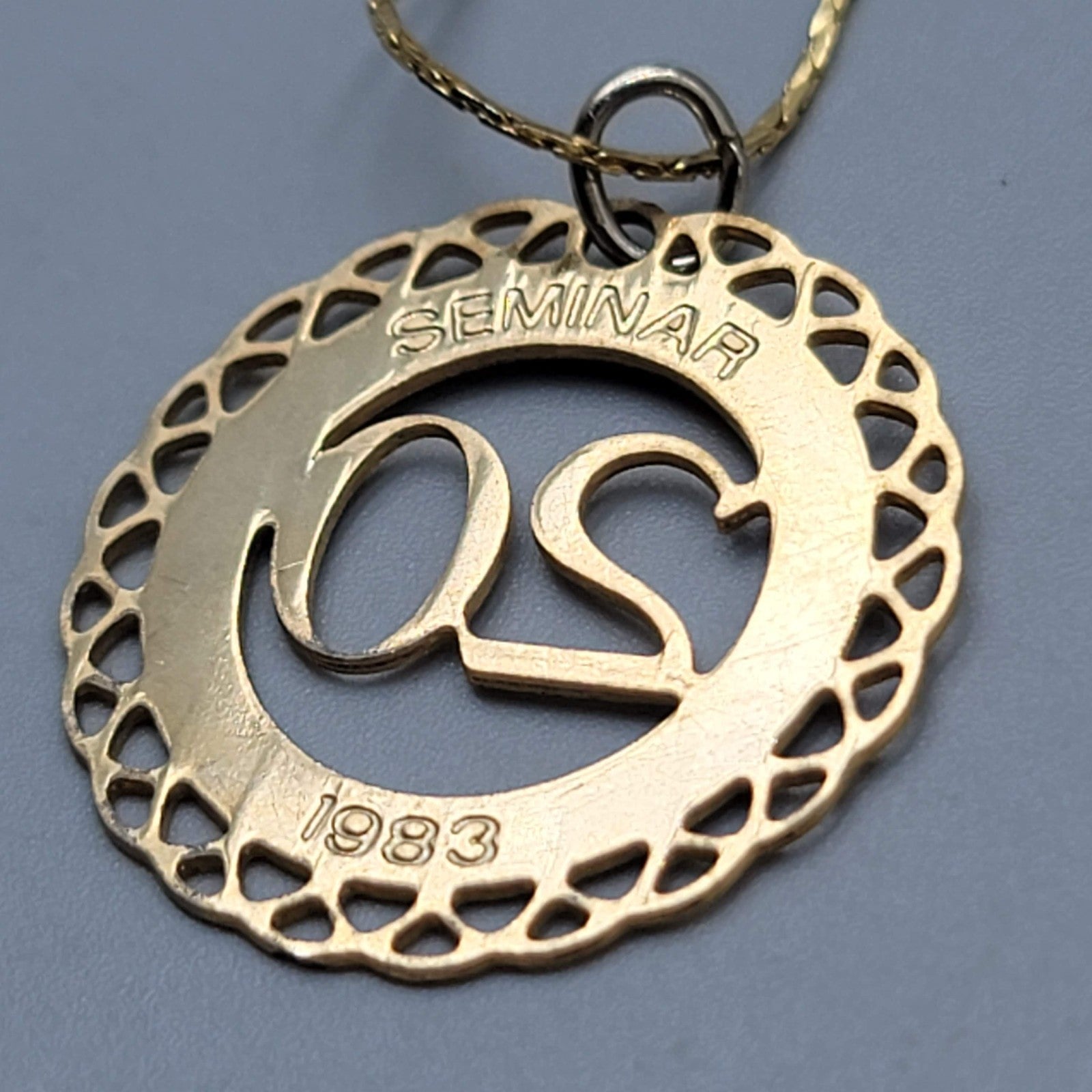 Vintage 1983 20 Years Mary Kay Cosmetics Necklace Estate Costume Jewelry 18"