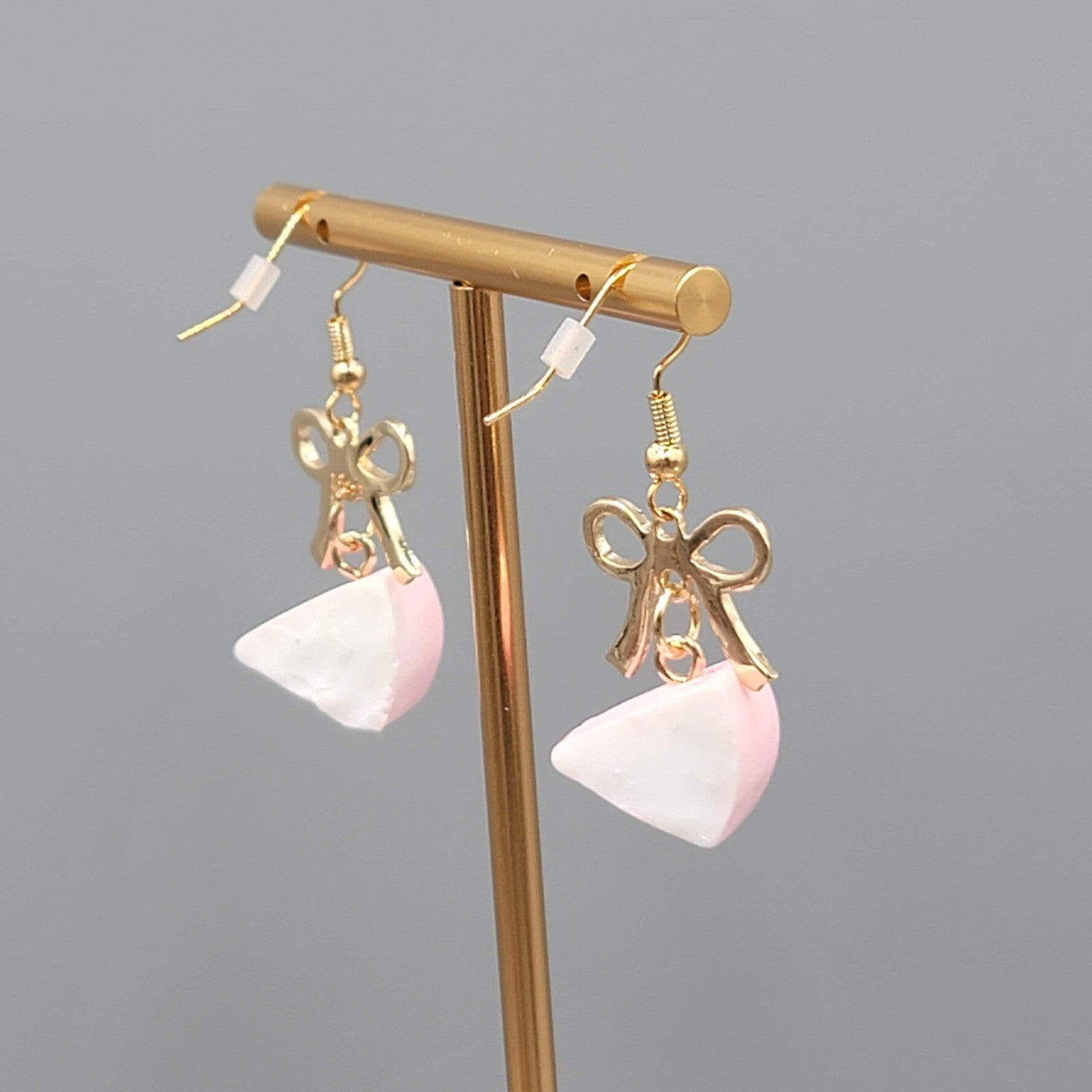Strawberry Shortcake Slice Pierced Earrings Dangle Bow Gold Tone Cake 1"