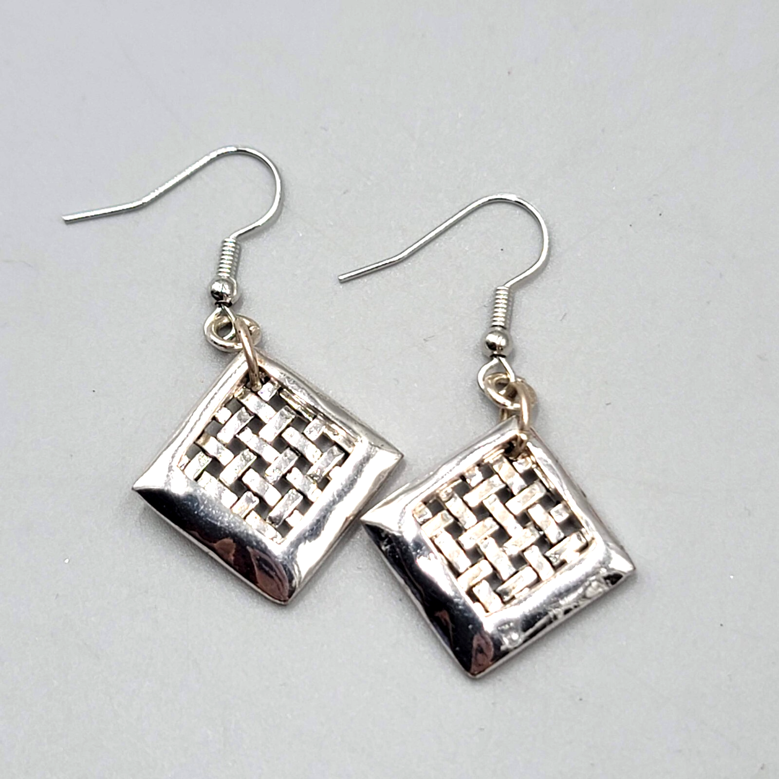 Dangle Square Pierced Earrings Woven Texture Silver tone 1"