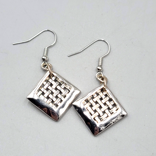 Dangle Square Pierced Earrings Woven Texture Silver tone 1"