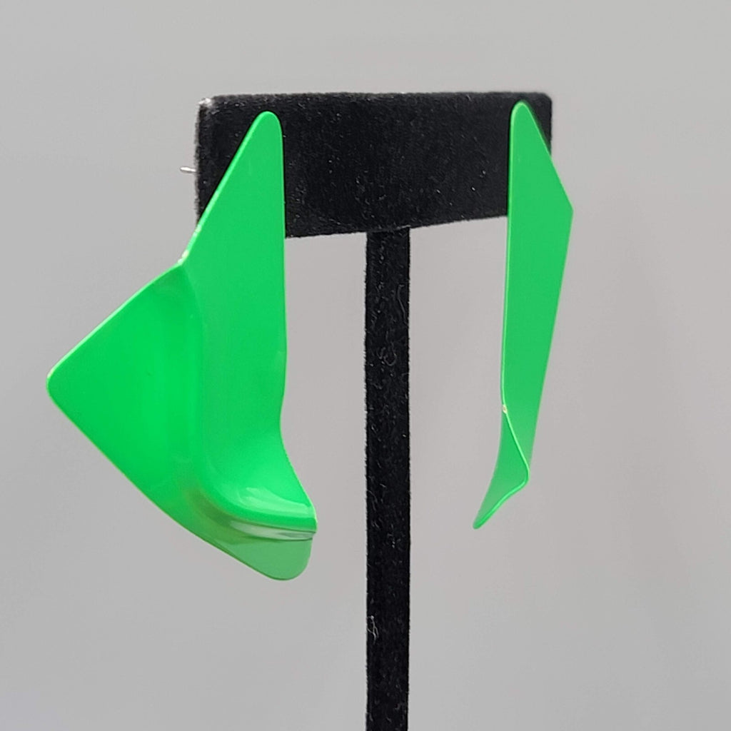 Vintage Green Enamel Statement Drop Pierced Earrings 80s 1 7/8"