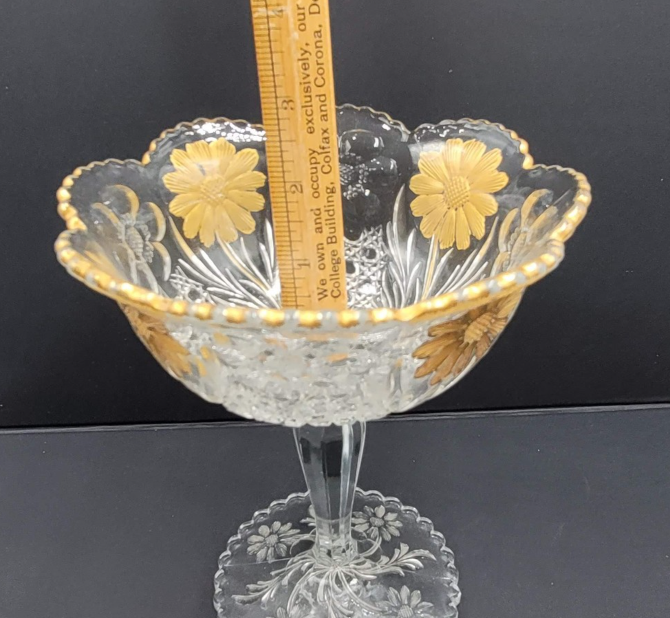 Pressed glass compote candy dish clear gold daisy floral pedestal scalloped rim