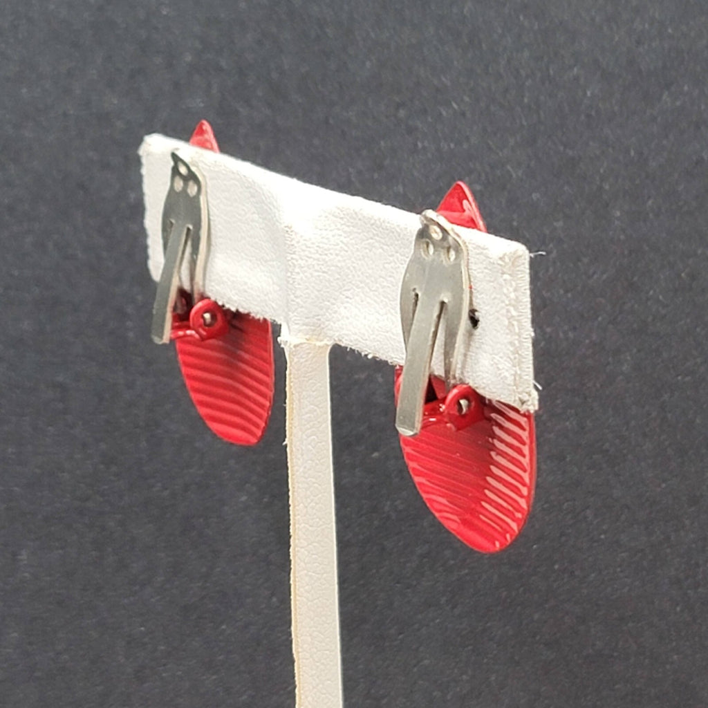 Vintage Clip on Earrings Red Enamel Ribbed Teardrop 1.25"