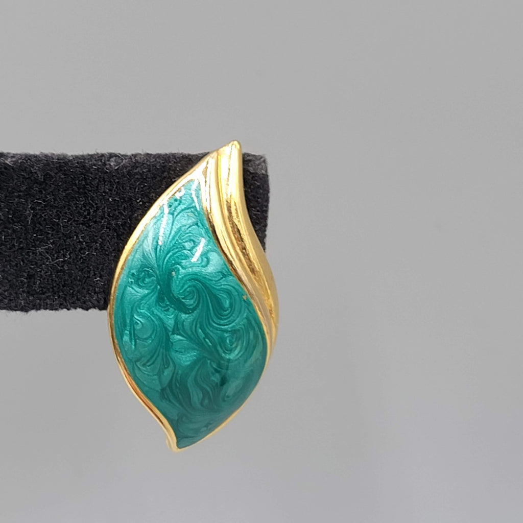 Vintage Green Enamel Pierced Earrings Gold tone Climber 1.25"