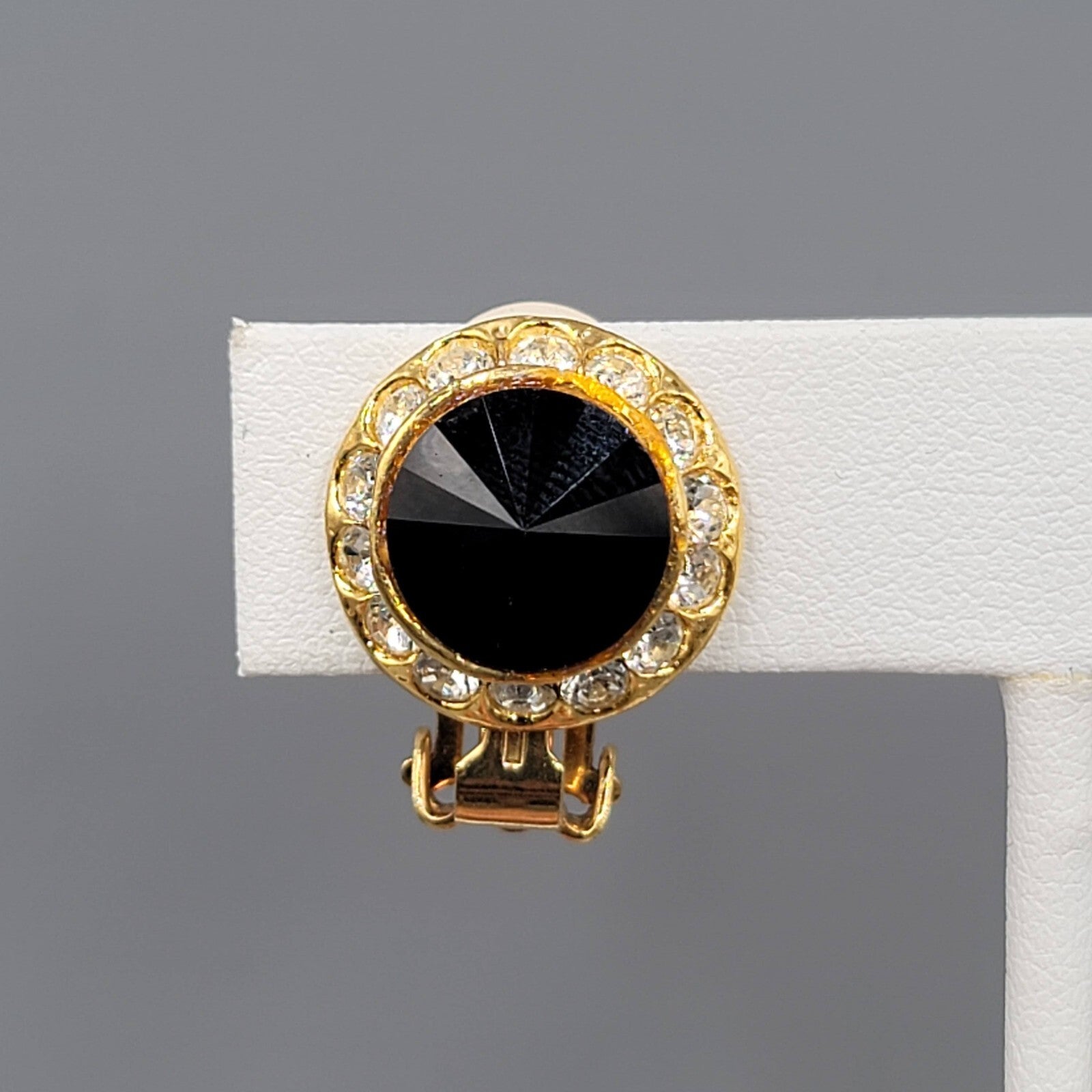 Vintage Black Rivoli Rhinestone Studs Clip on Earrings Round 5/8"