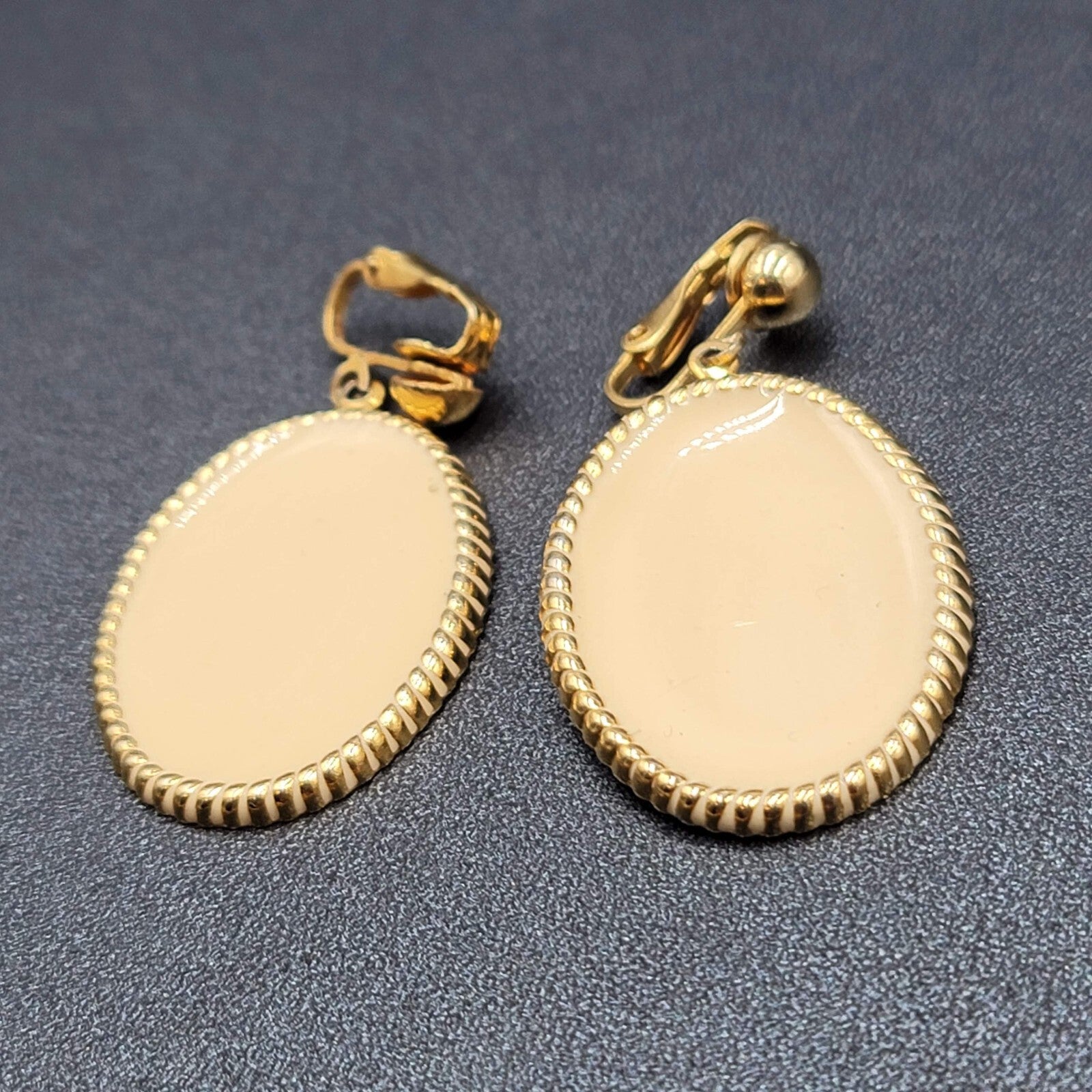 Vintage Clip on Earrings Gold tone Cream White Enamel Oval Dangle 1.5"