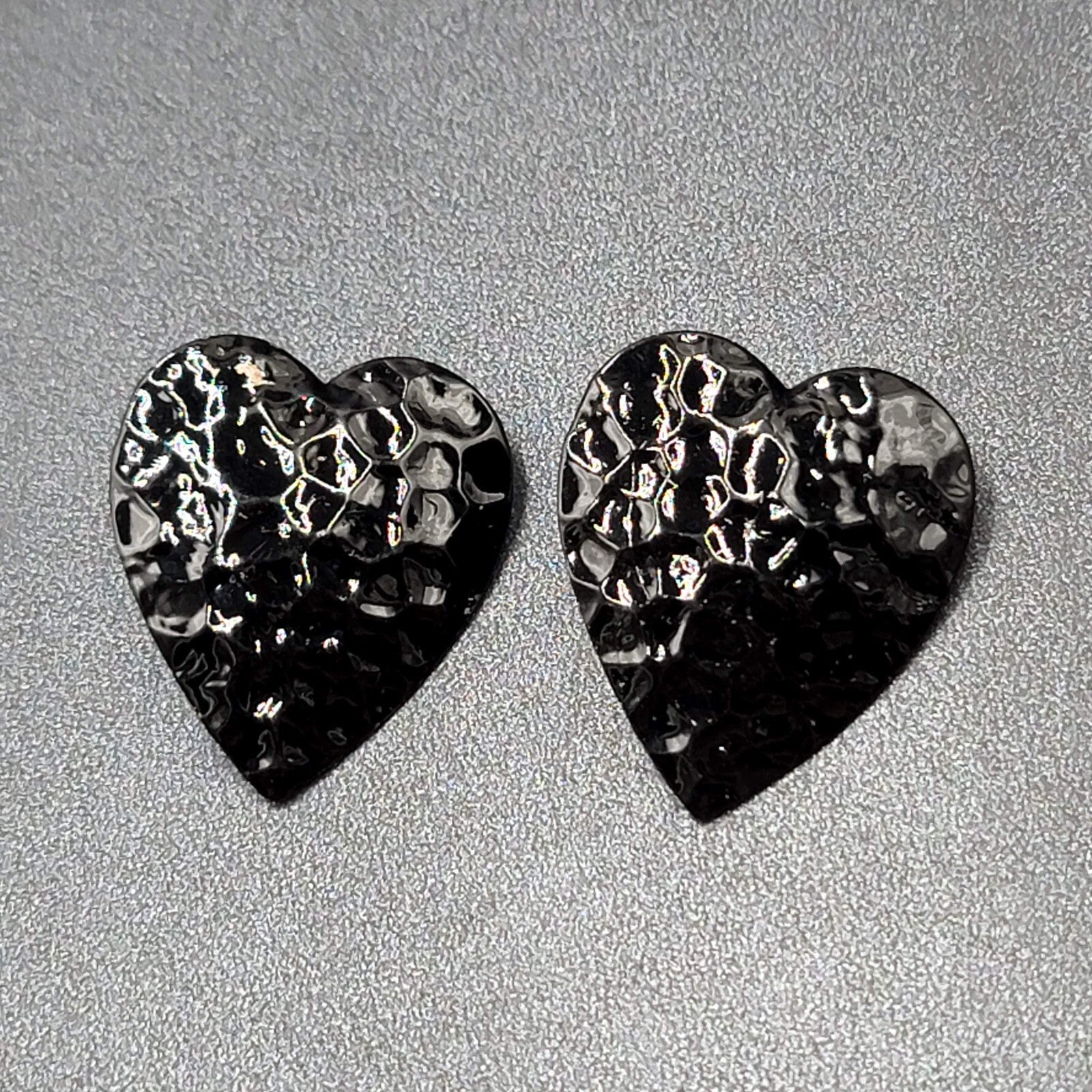 Vintage Heart Pierced Earrings Black Enamel Hammered Metal 1 3/8"