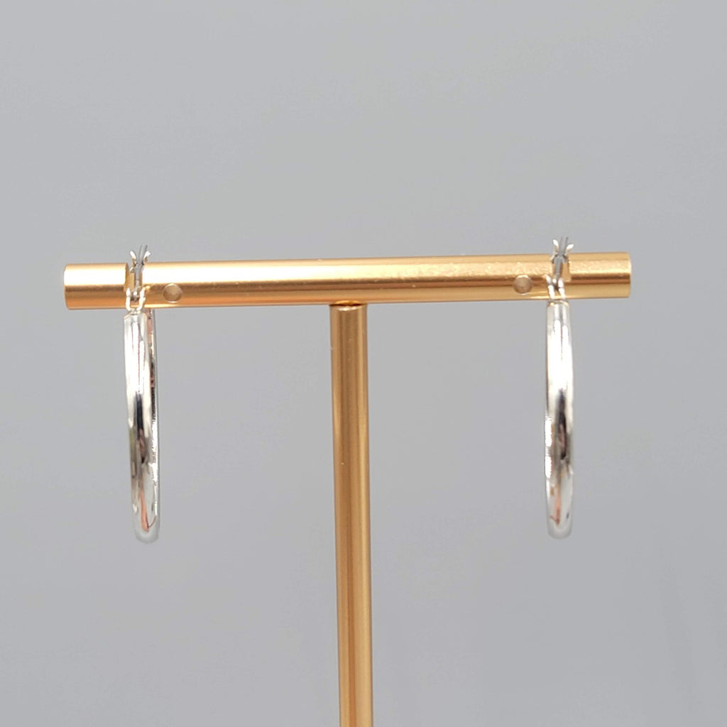 Silver tone Hoops Pierced Earrings Flat Rounded 1 in