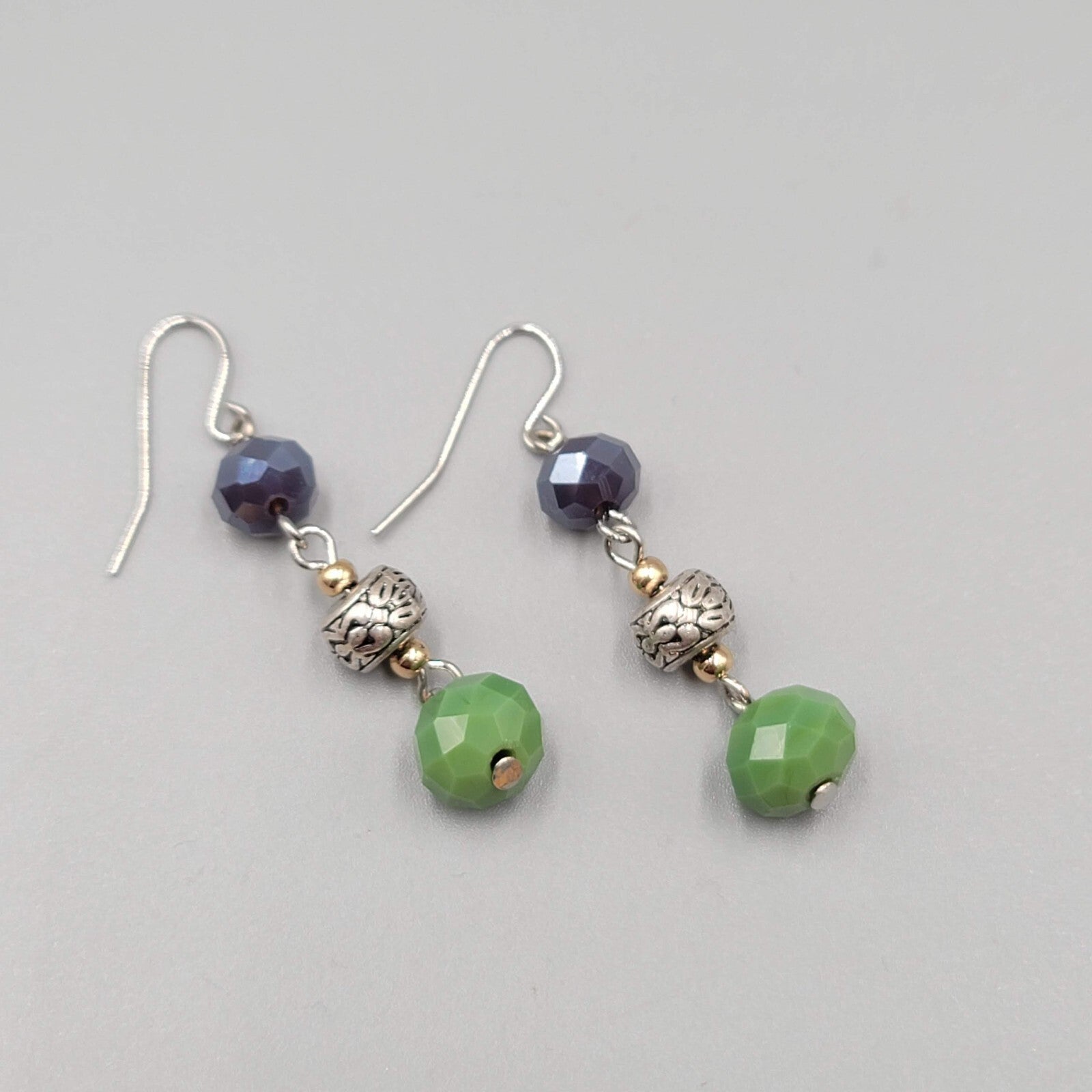 Pierced Earrings Silver tone Purple Green Glass Beads Dangle 1.5"