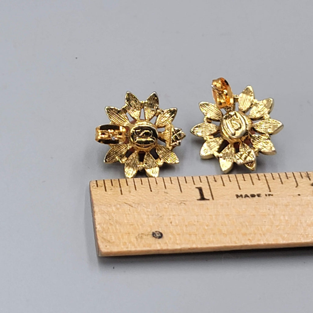 Signed JS Flower Pierced Earrings Gold tone Rhinestone Bead 3/4"