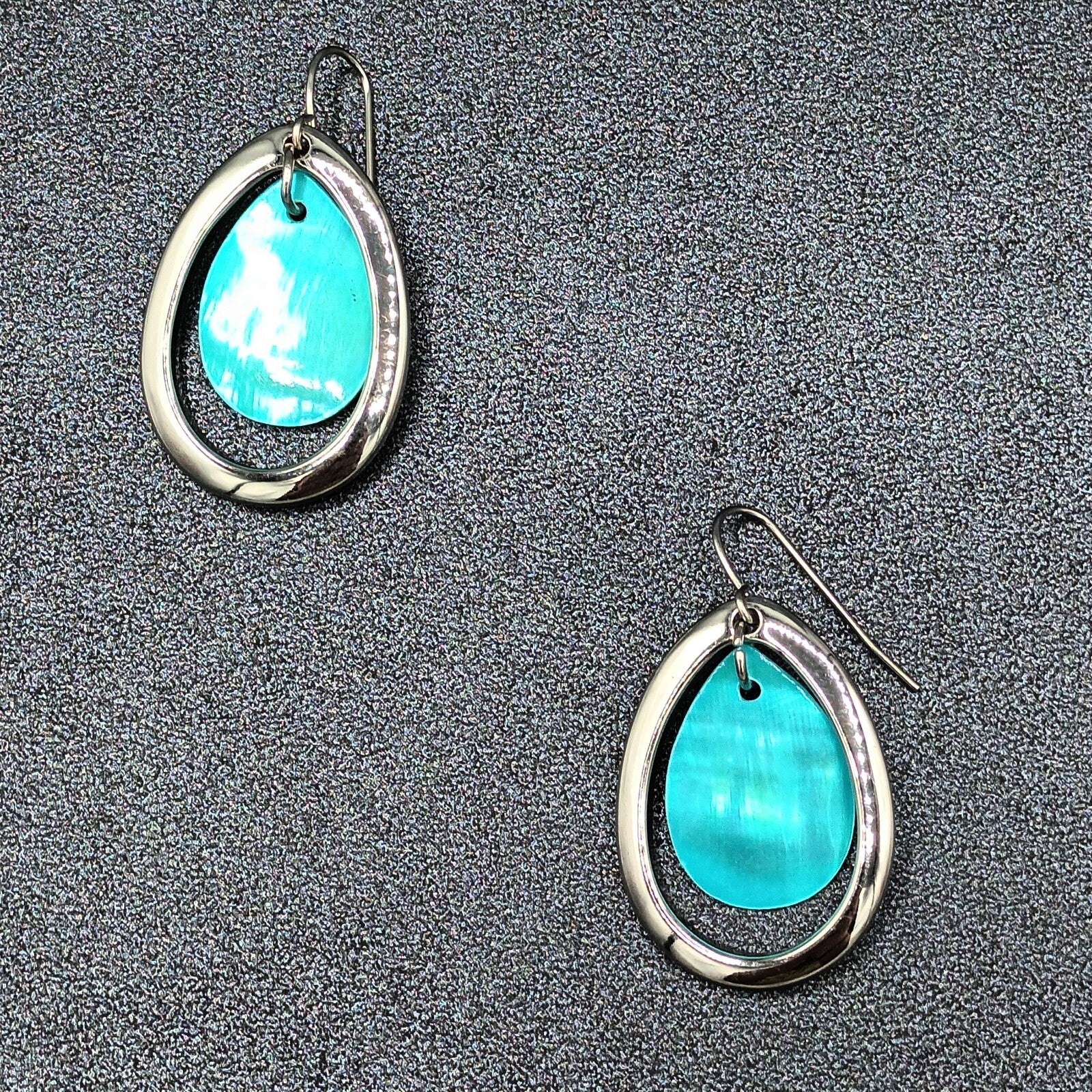 Pierced Earrings Silver tone Blue Teardrop Shell Dangle 1.25"
