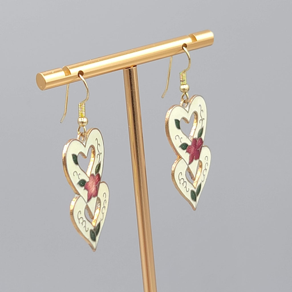 Vintage Heart Cloisonne Flowers Pierced Earrings Gold tone Dangle 1 3/8 in