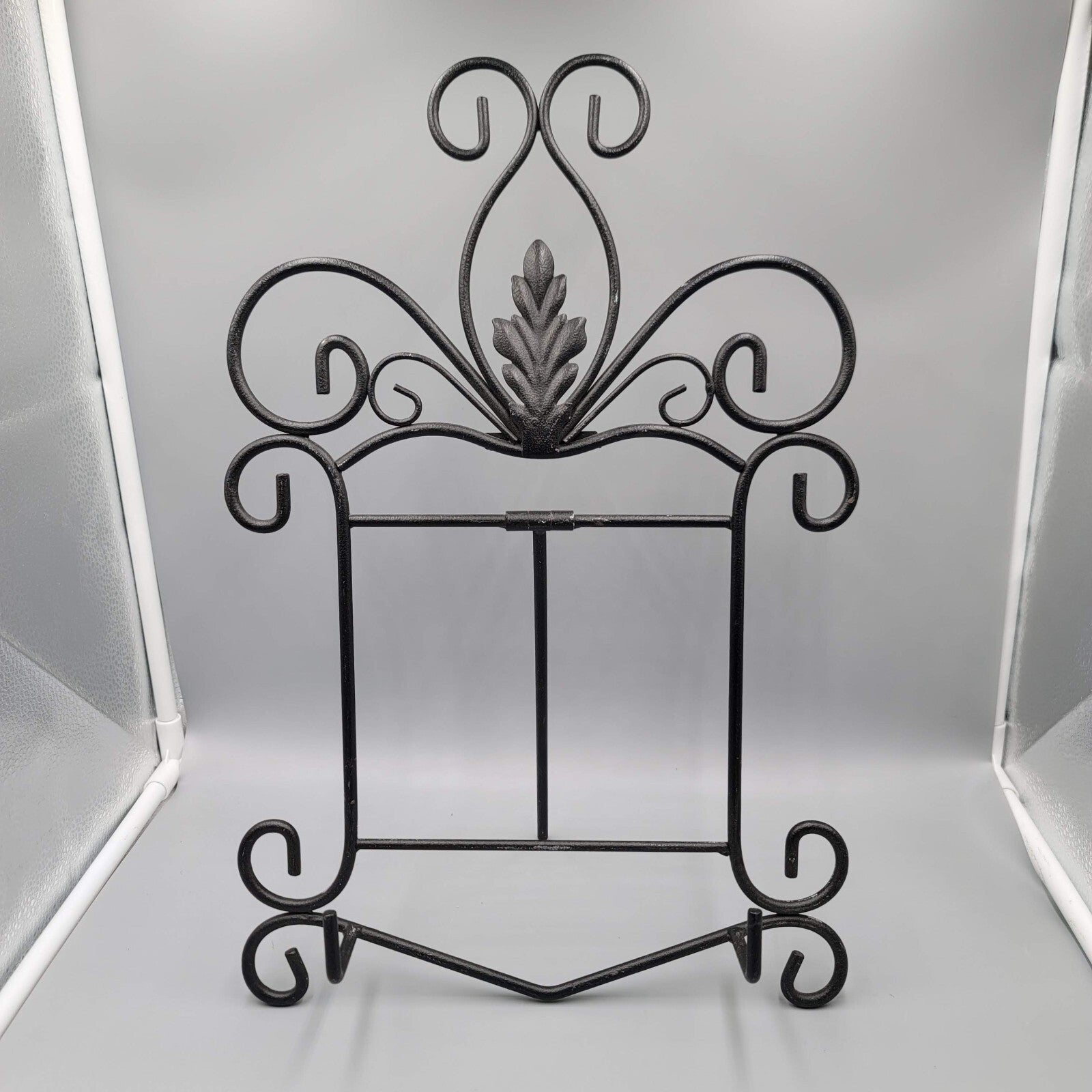 Large Tabletop Display Stand Easel Black Metal Iron Books Art Wedding Party 17in