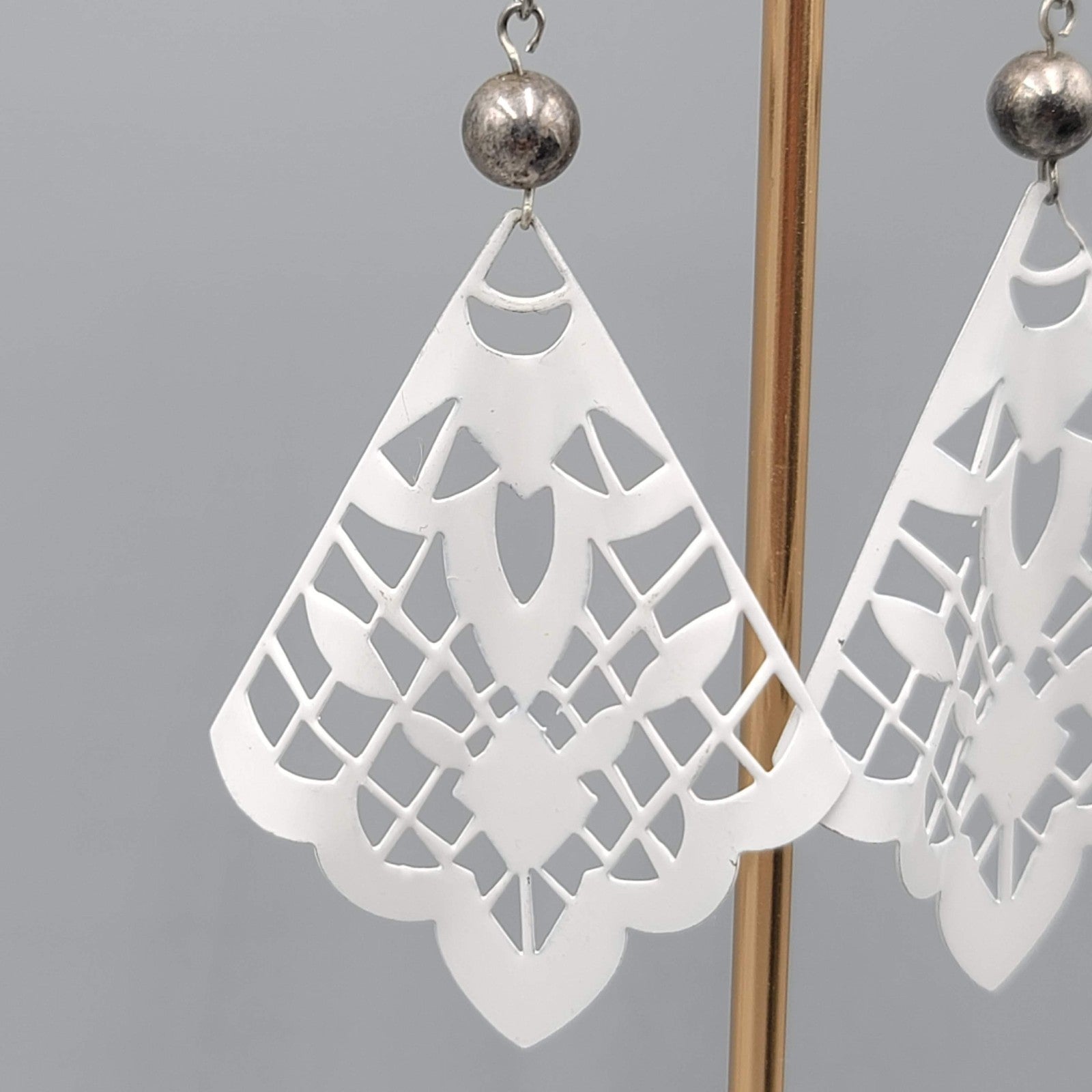 Large White Enamel Pierced Earrings Silver tone Dangle  2.75"