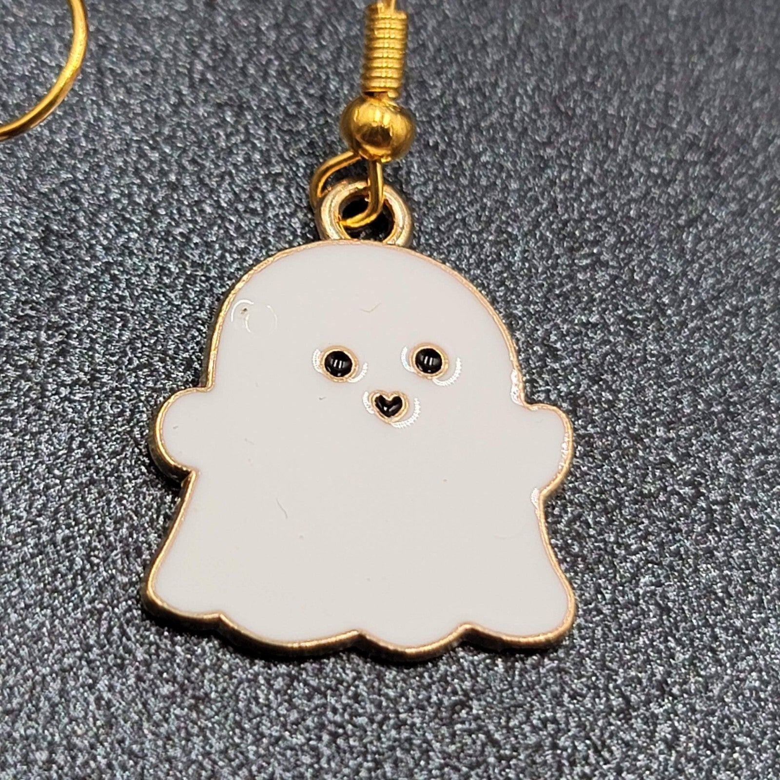 Ghost Halloween Pierced Earrings White Enamel Gold tone Enamel Dangle 3/4"