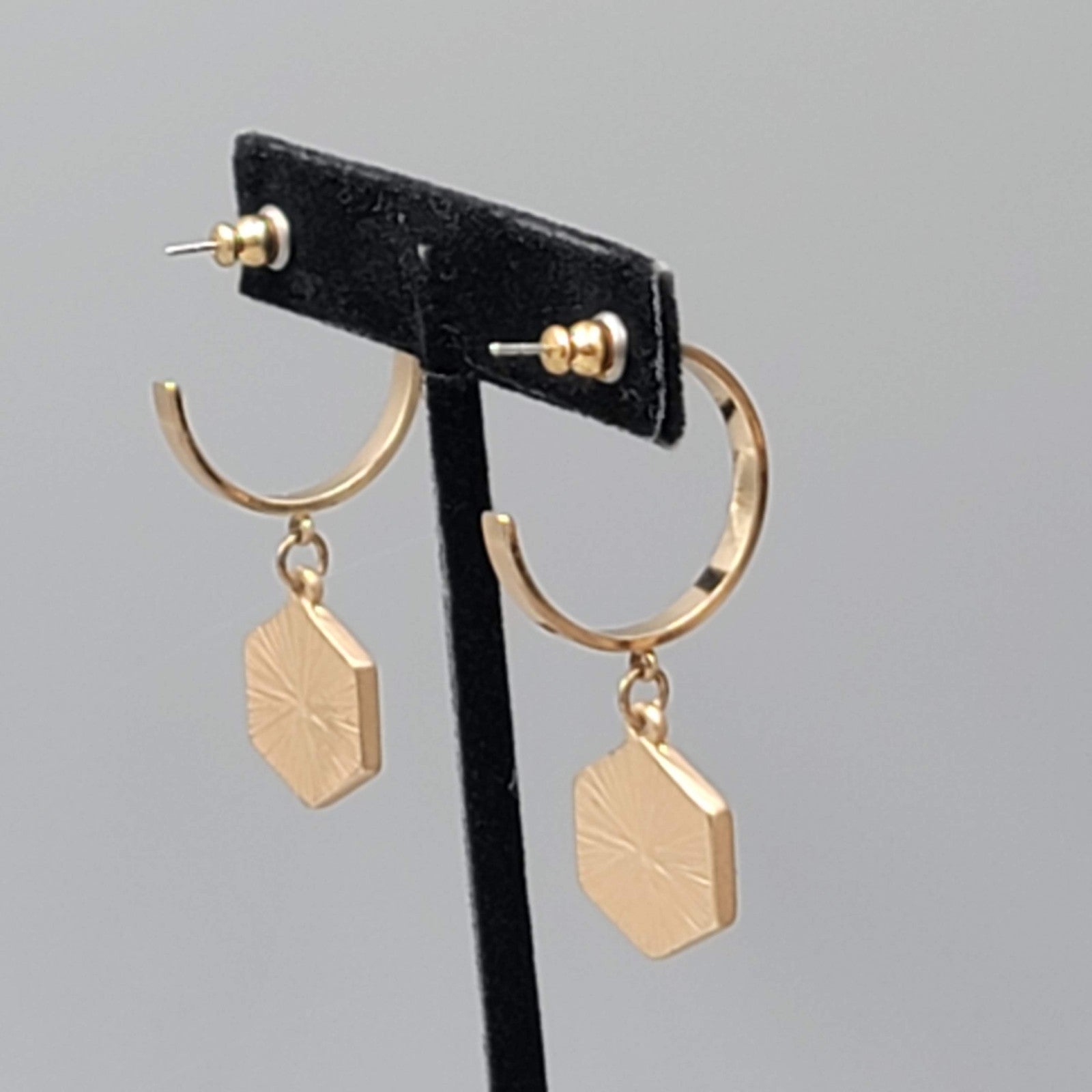 Faux Leopard Print Fur Pierced Earrings Gold tone Dangle 1.75"