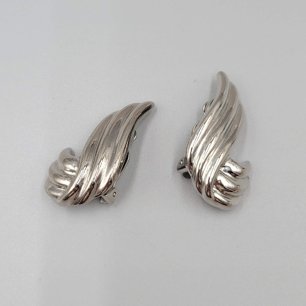 Vintage Clip on Earrings Silver tone Swirl Climber 1 3/8"
