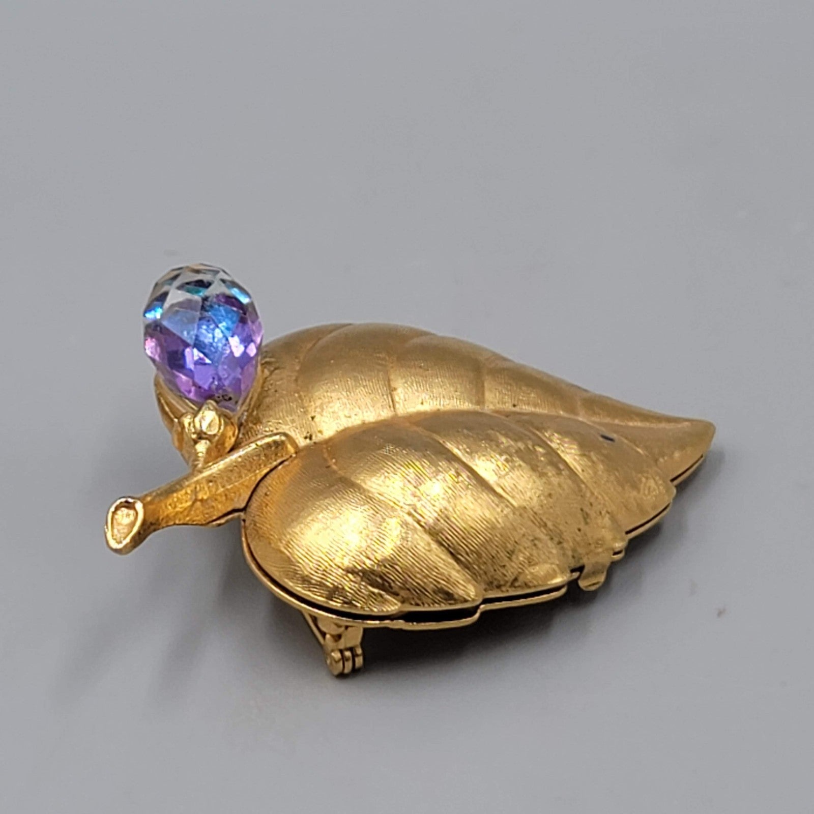 Vintage Signed Avon Gold Tone AB Faceted Teardrop Leaf Brooch Perfume Locket