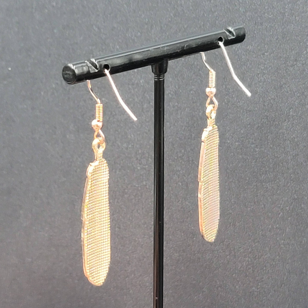 Metal Feather Pierced Earrings Blue Purple White Specks Gold tone Dangle 1.5"
