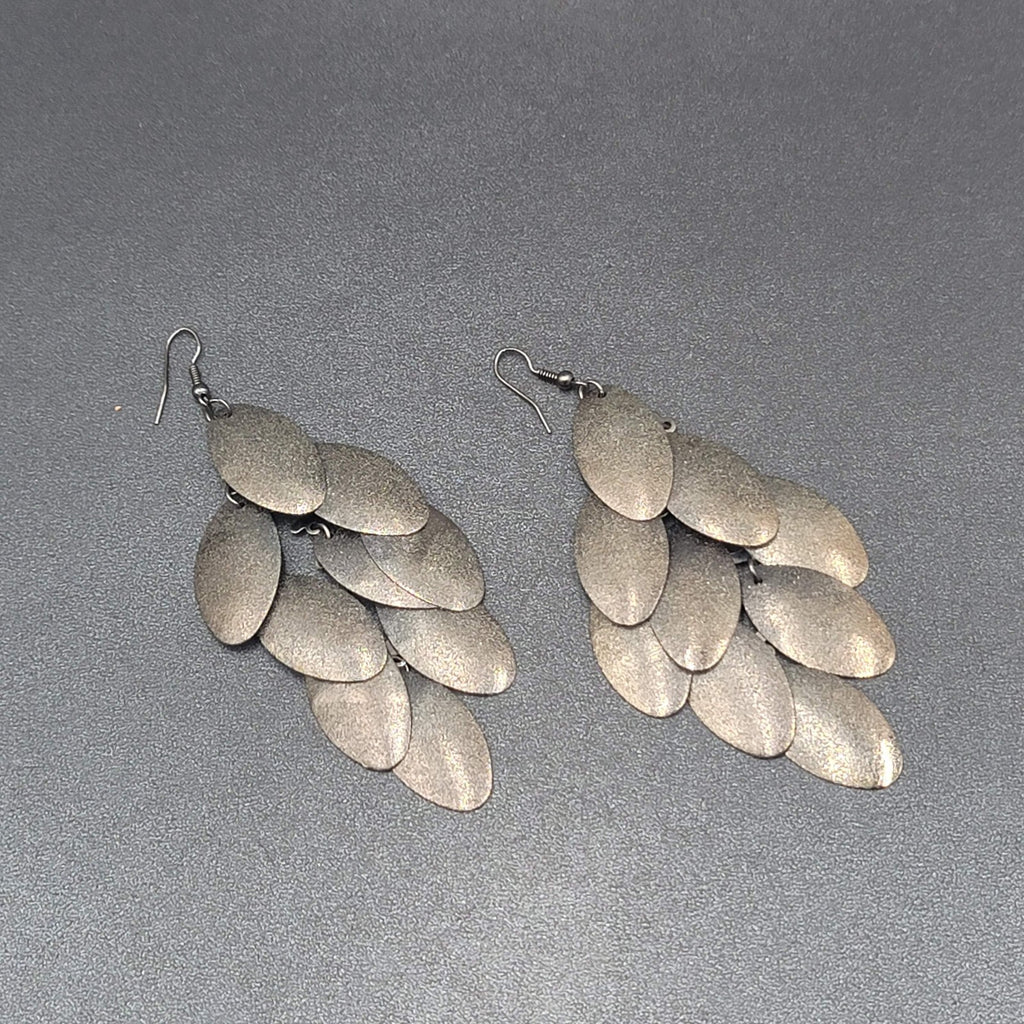 Pierced Earrings Gunmetal Gray Textured Layered Chandelier Dangle 4"
