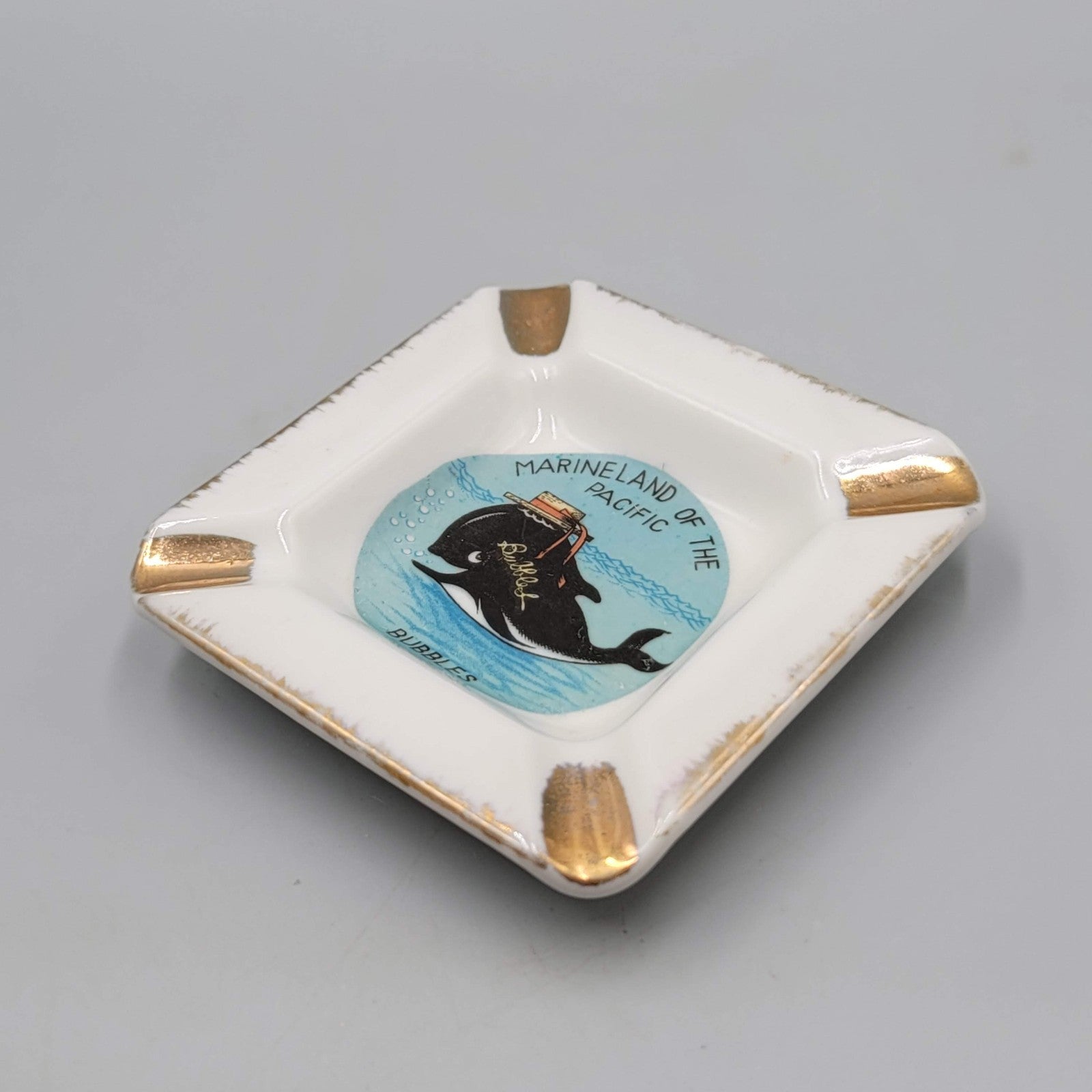 Vintage Marineland Ceramic Souvenir Ashtray Bubbles the Whale 3.5"