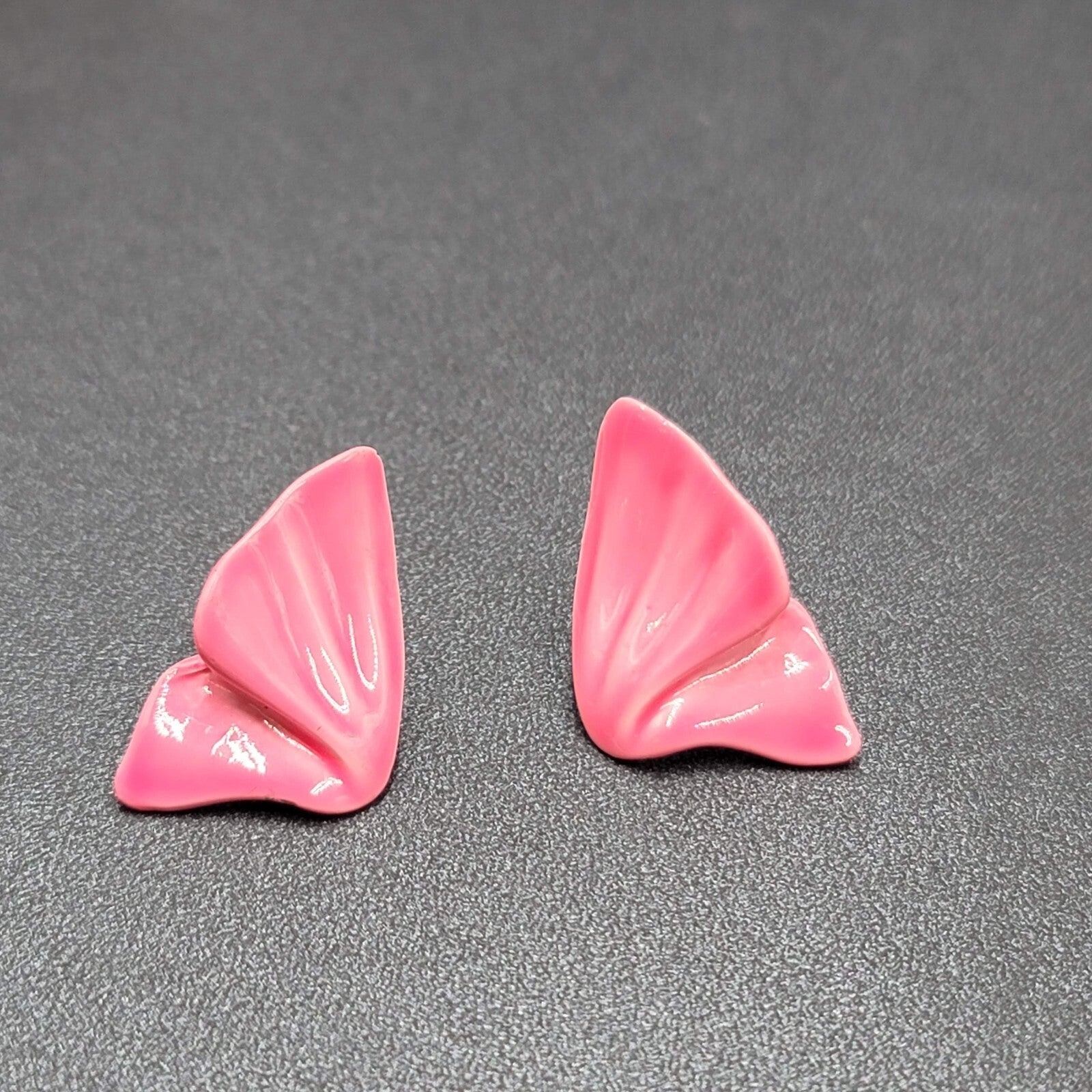 Vintage Pierced Earrings Hot Pink Enamel Statement Drop 1.25"