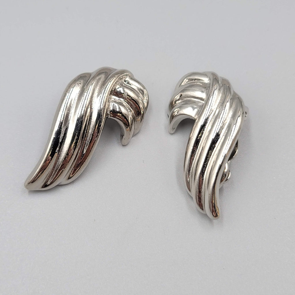 Vintage Clip on Earrings Silver tone Swirl Climber 1 3/8"