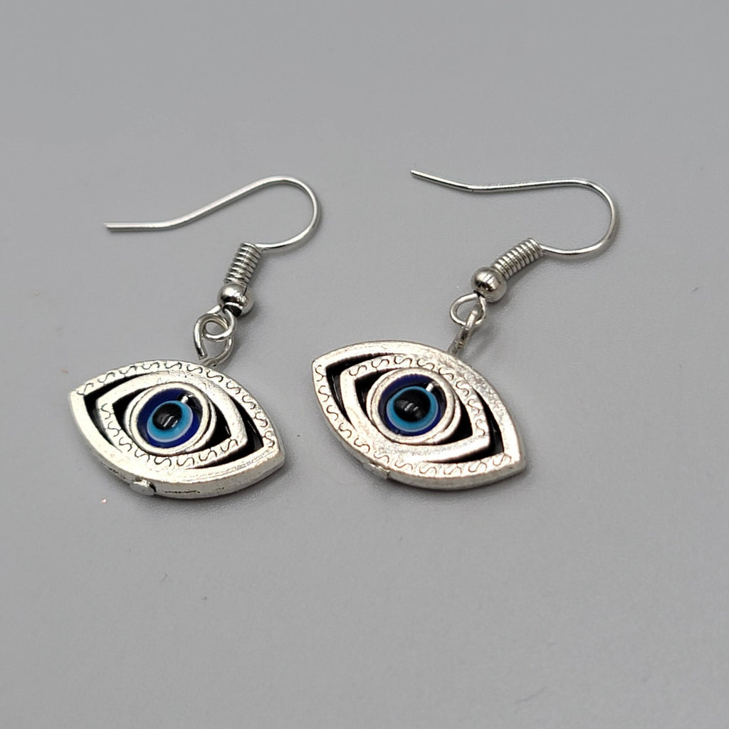 Evil Eye Pierced Earrings Silver tone Blue Bead Dangle 3/4"