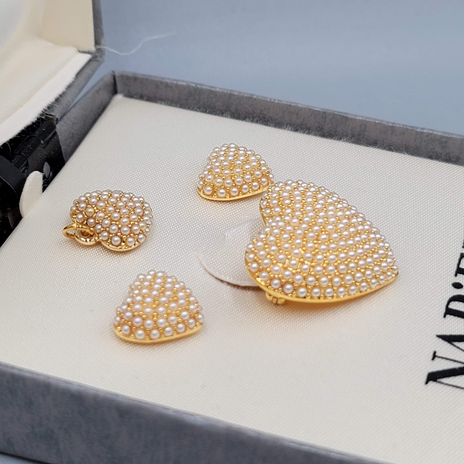 Napier Faux Pearl Cluster Heart Brooch Pierced Earrings Set Matching Pendant