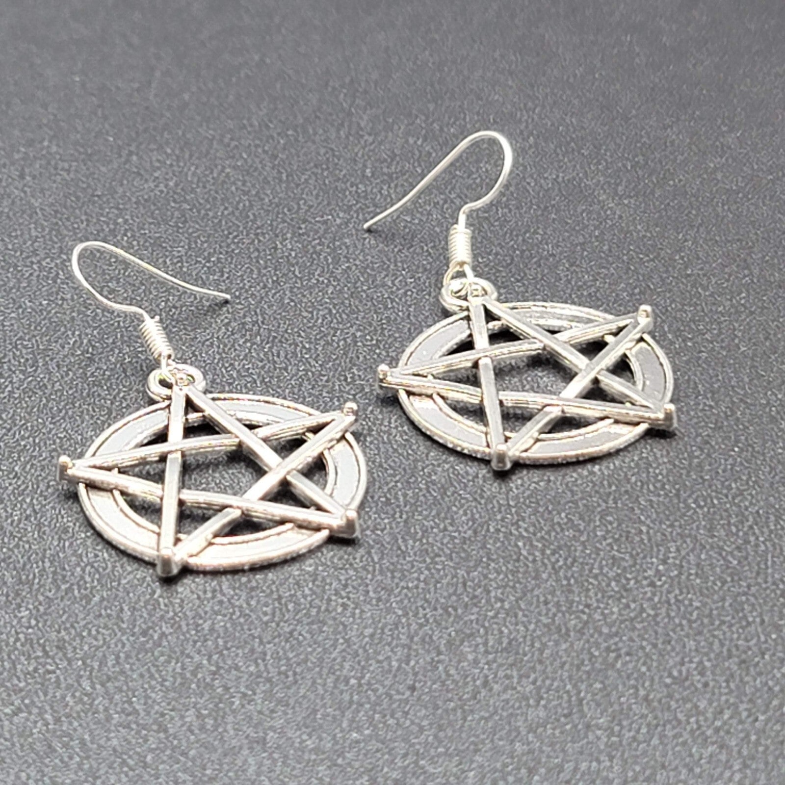 Pentacle Pierced Earrings Silver tone Witch Pentagram Dangle 1 1/8"