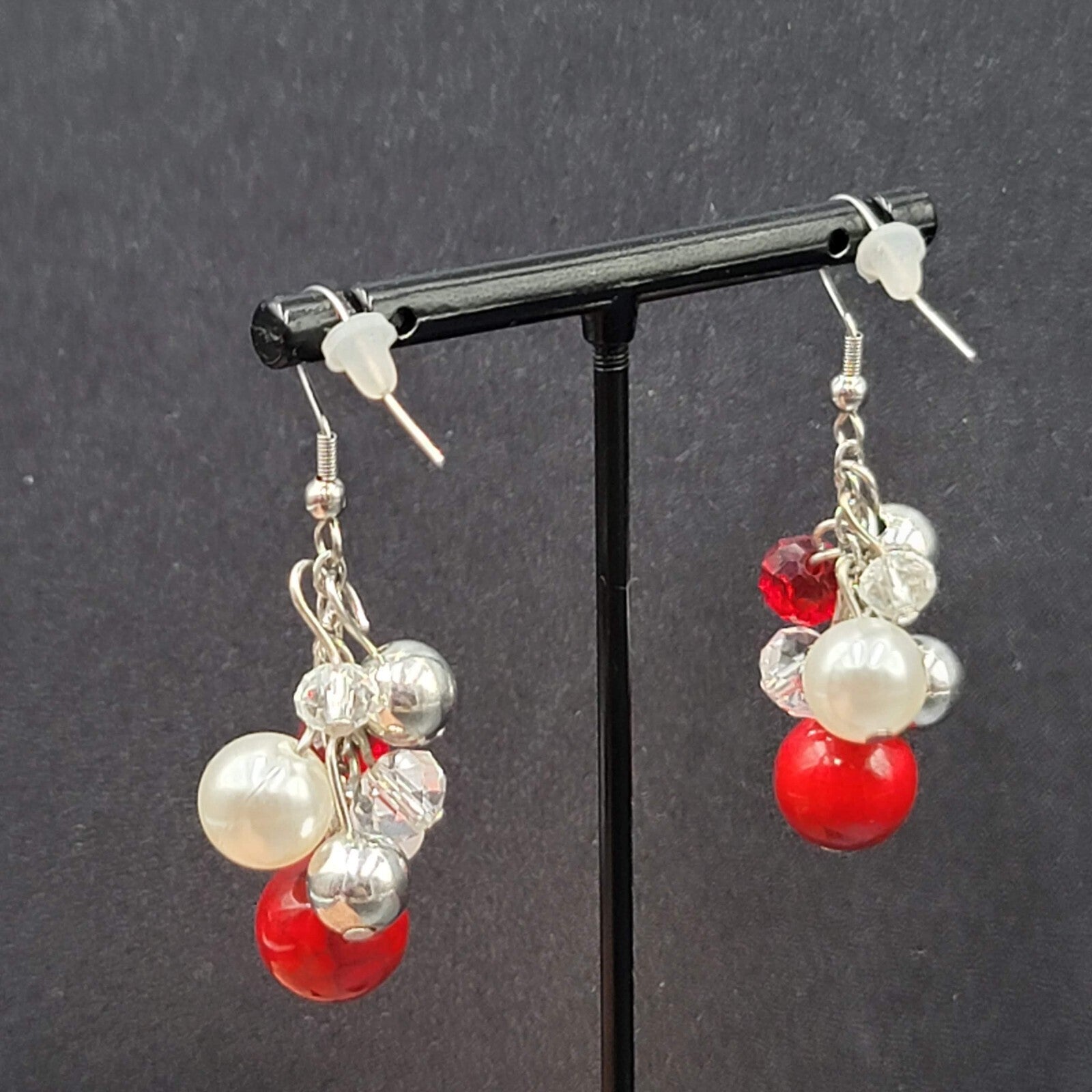 Pierced Earrings Silver tone Red White Cluster Bead Dangle 1.5"