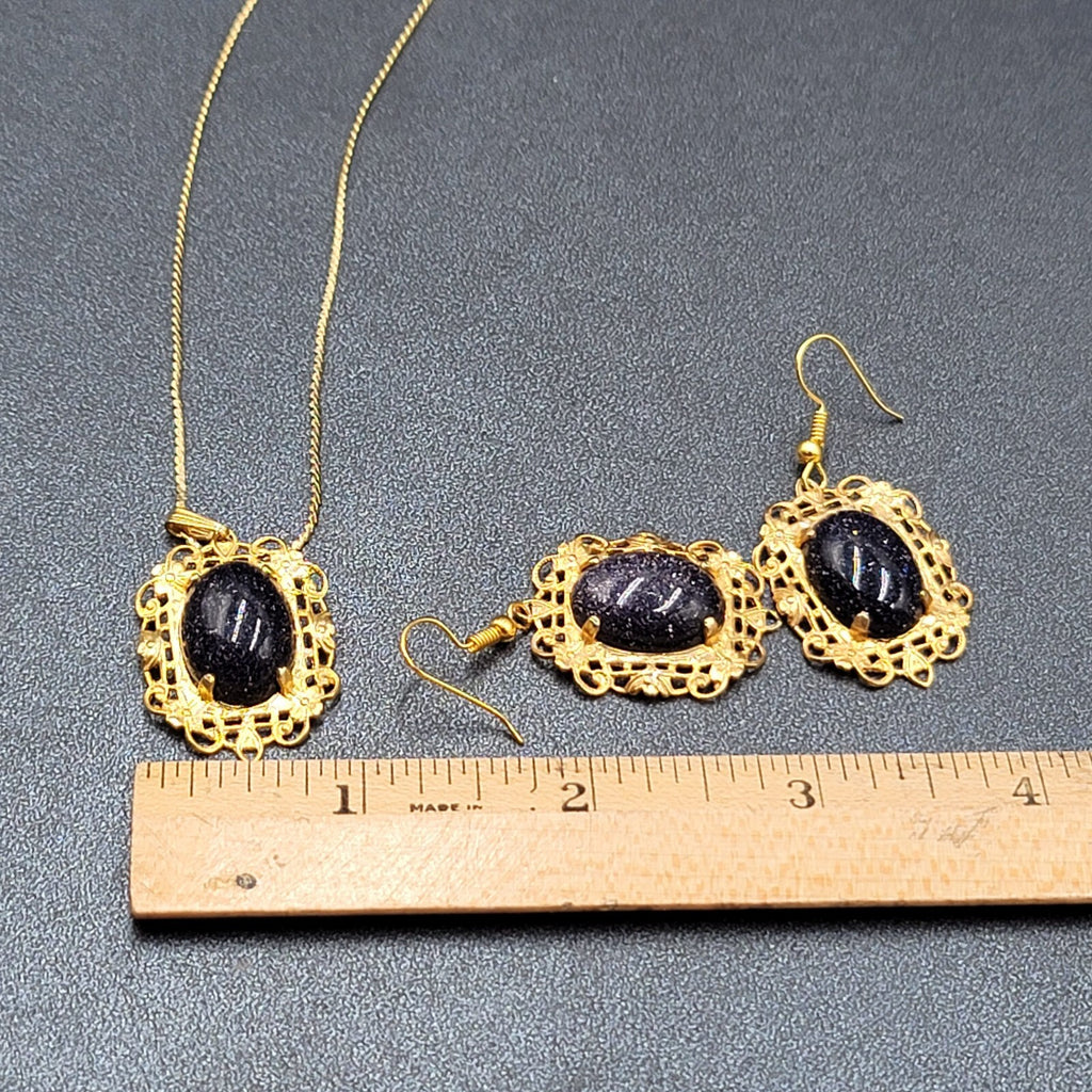 Necklace Earrings Set Gold tone Purple Sandstone Oval 16.5" Chain Earrings 1.25"