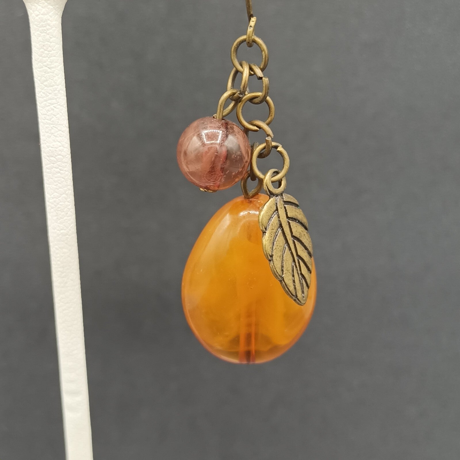 Pierced Earrings Bronze tone Acrylic Bead Natural Tones Leaf Dangle 1.75"