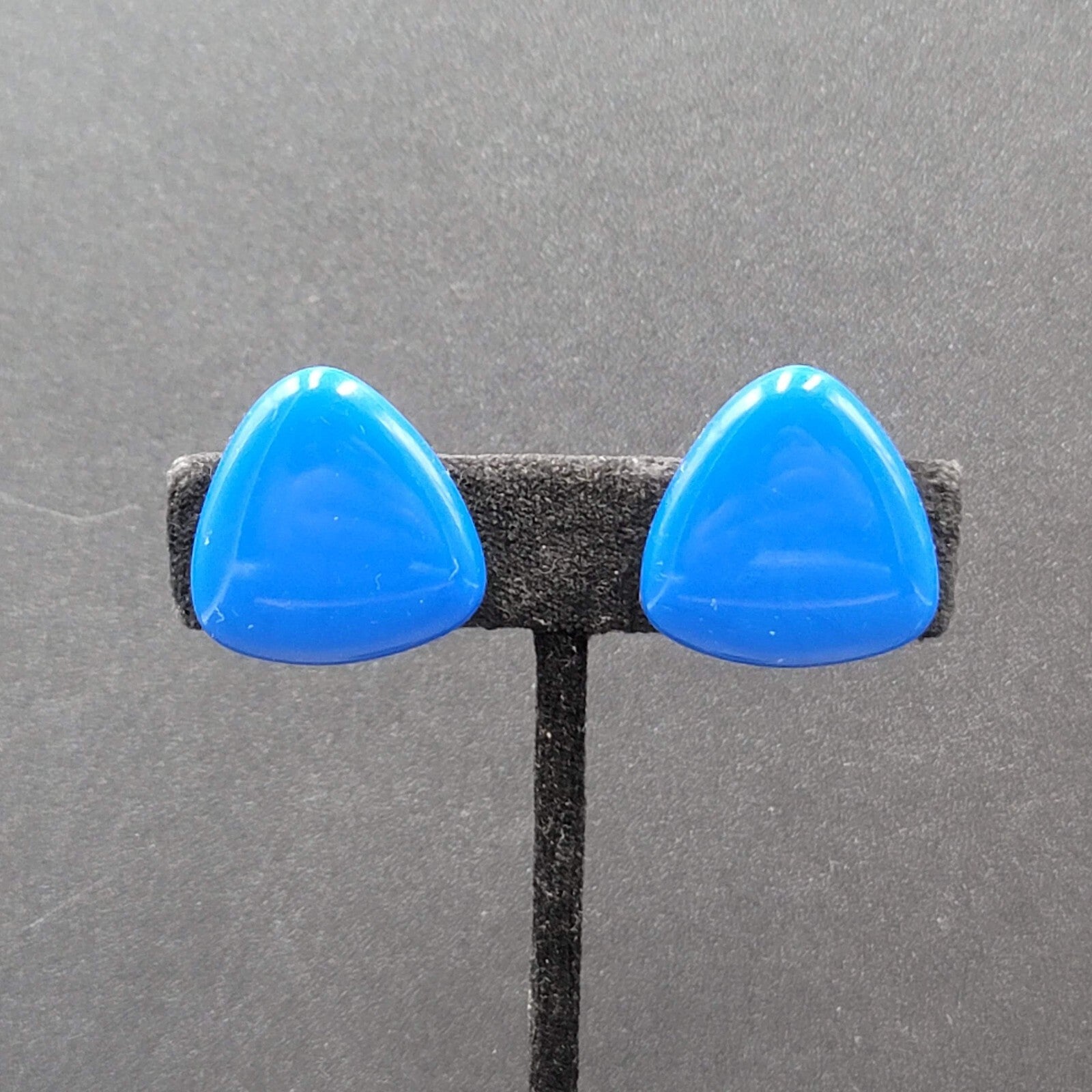 Vintage Clip on Earrings Blue Acrylic Rounded Triangles 1"